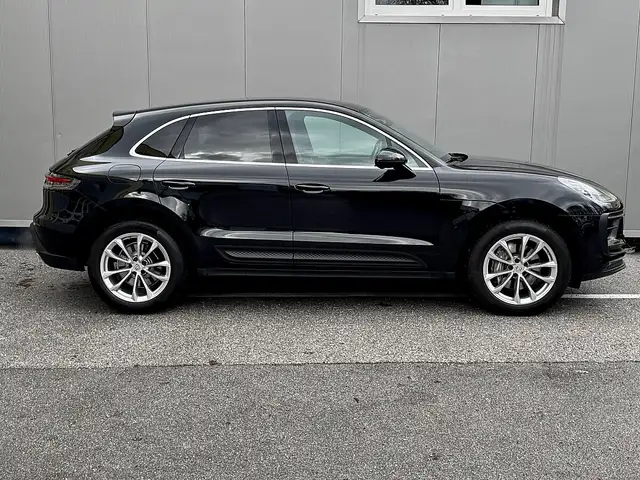 Porsche Macan II Facelift 2.0T PDK Ansicht 3