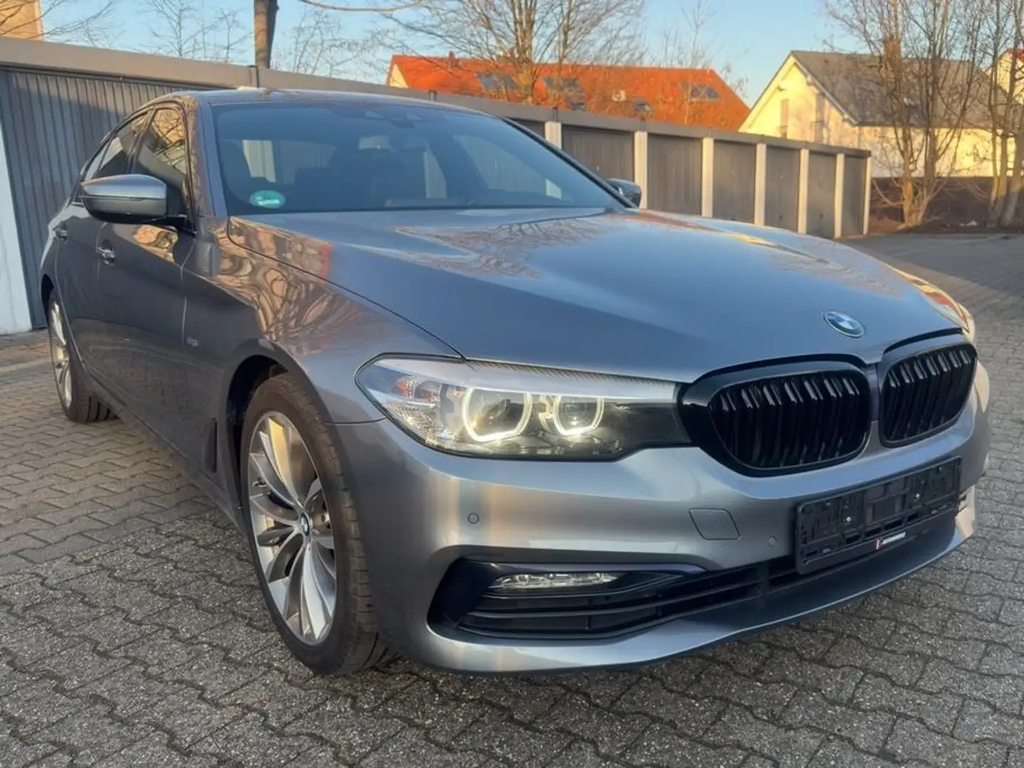 BMW 520 520d Aut. Sport Line Gris - 2
