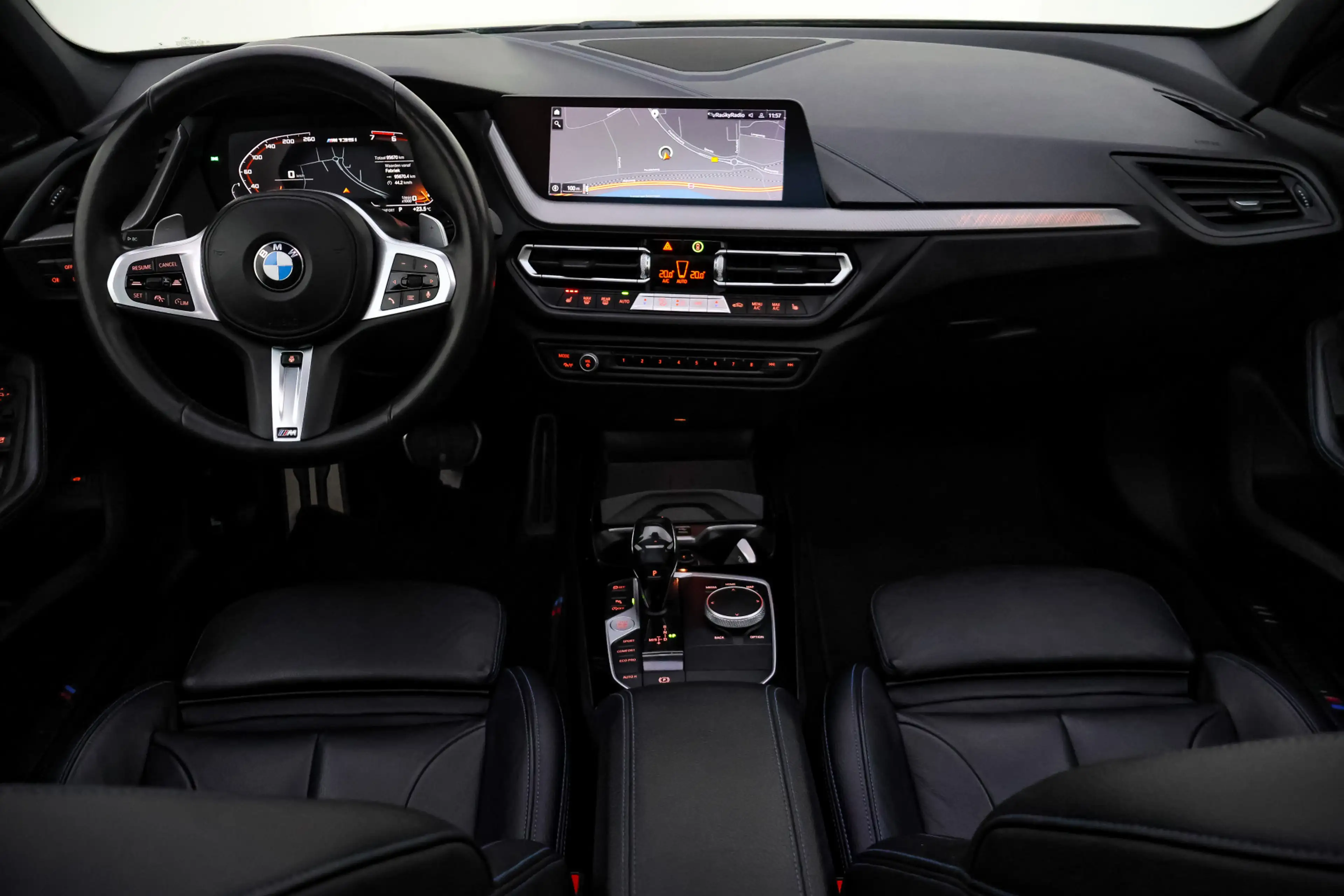 BMW 135 1-serie M135i xDrive HIGH Executive Edition PANO | — photo 16