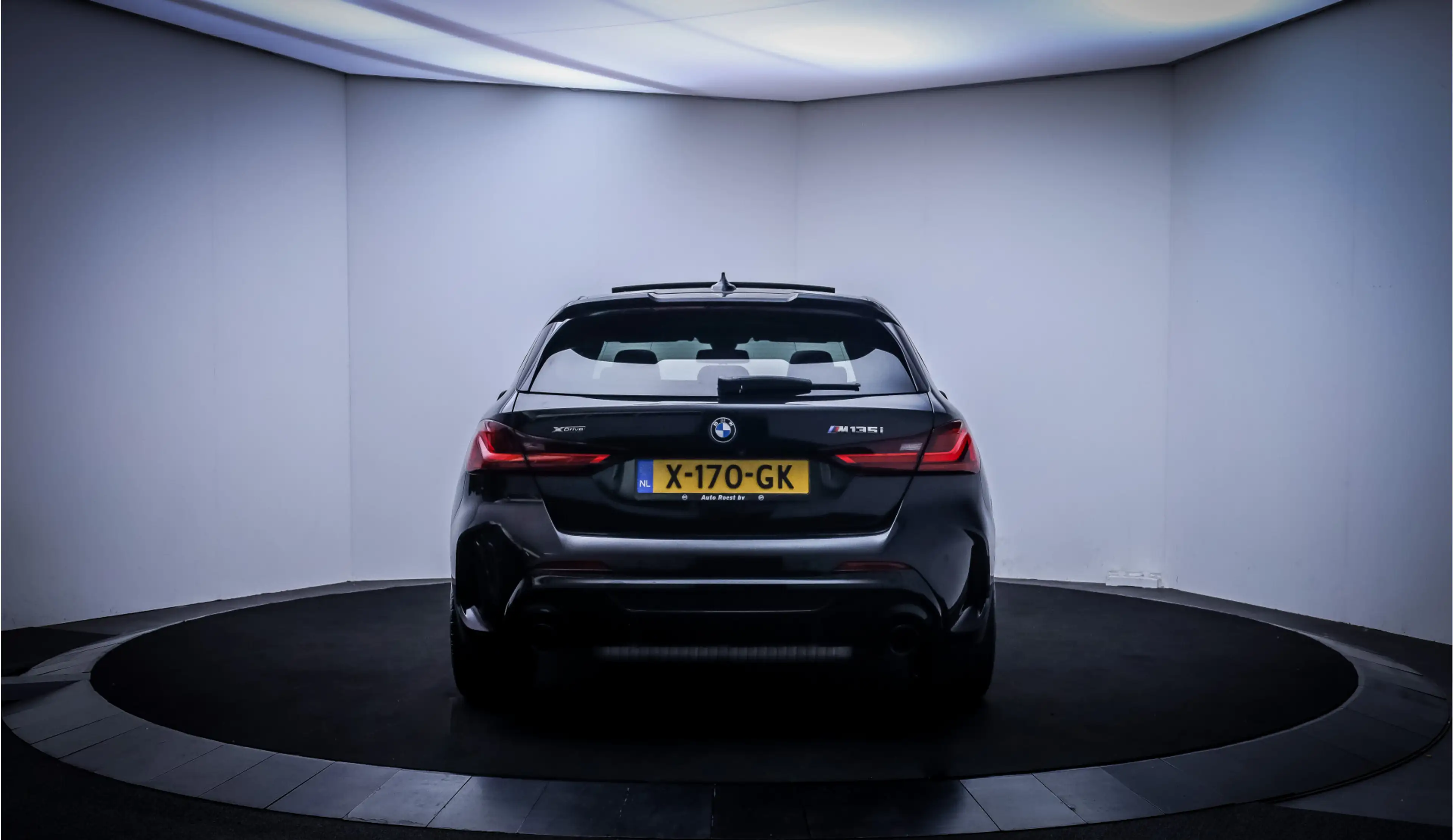 BMW 135 1-serie M135i xDrive HIGH Executive Edition PANO | — photo 6