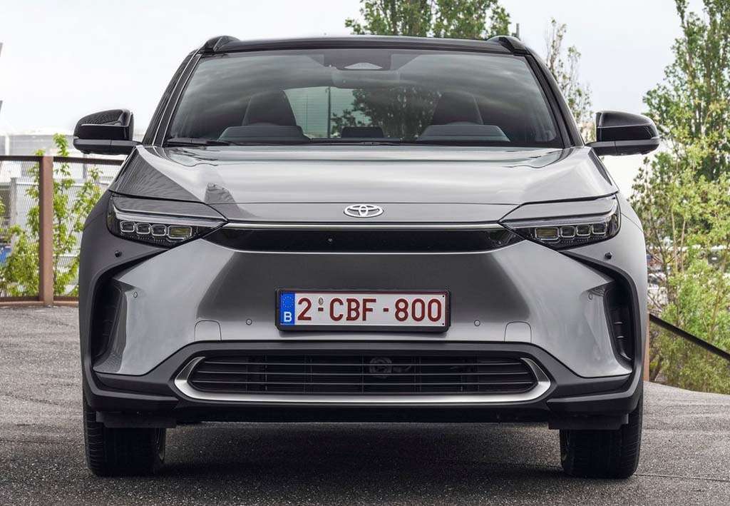 Toyota bZ4X 350E 4X4 Spirit 73kWh - foto 1