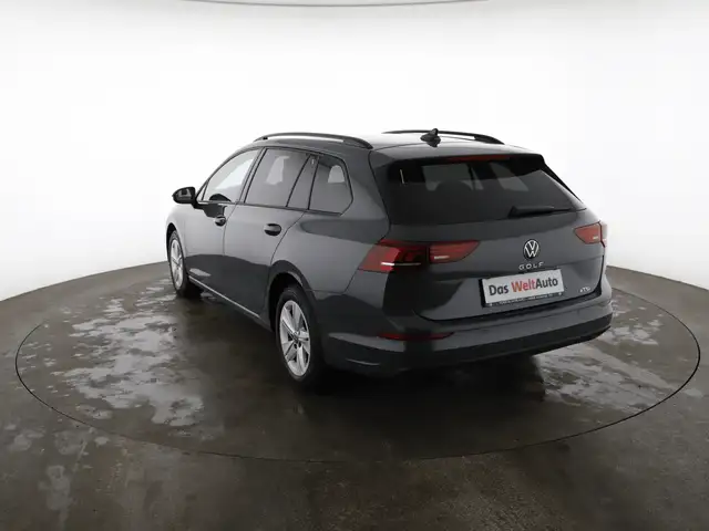 Volkswagen Golf view 5