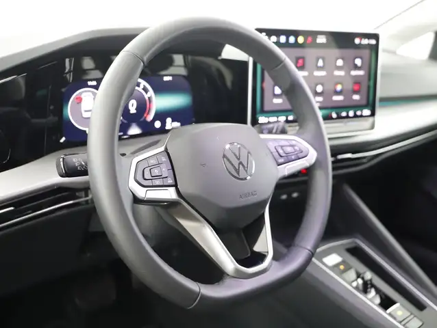 Volkswagen Golf view 12