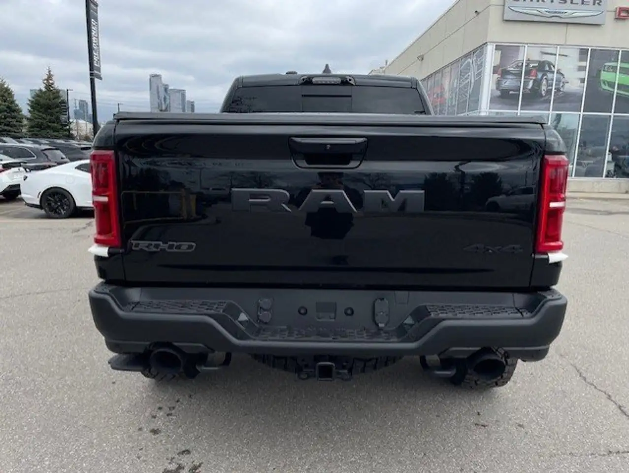 RAM 1500 снимка RAM 1500