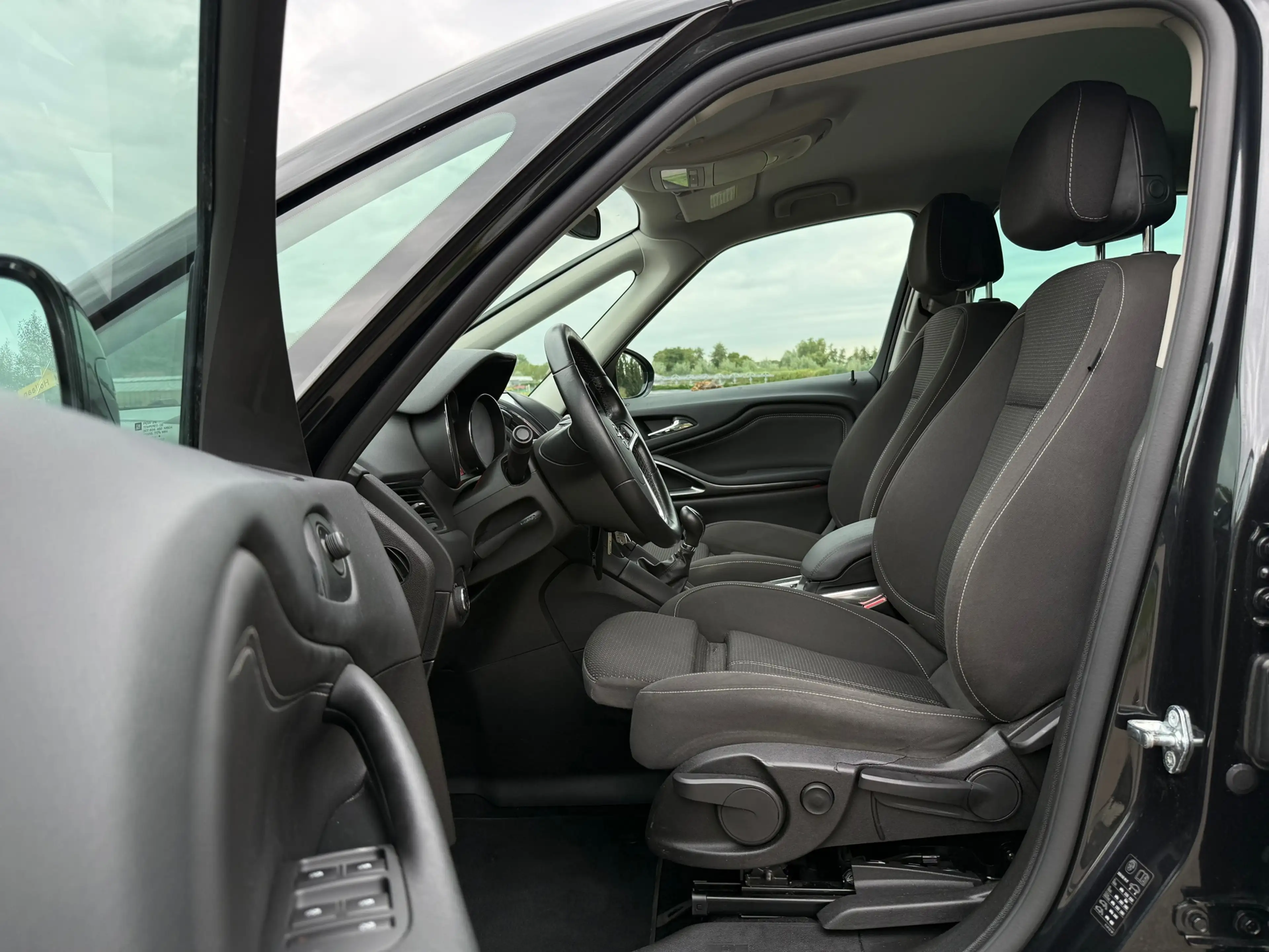 Opel Zafira Tourer 1.4 Cosmo / 7 Persoons / Camera / Dealer Onderhoud — photo 6