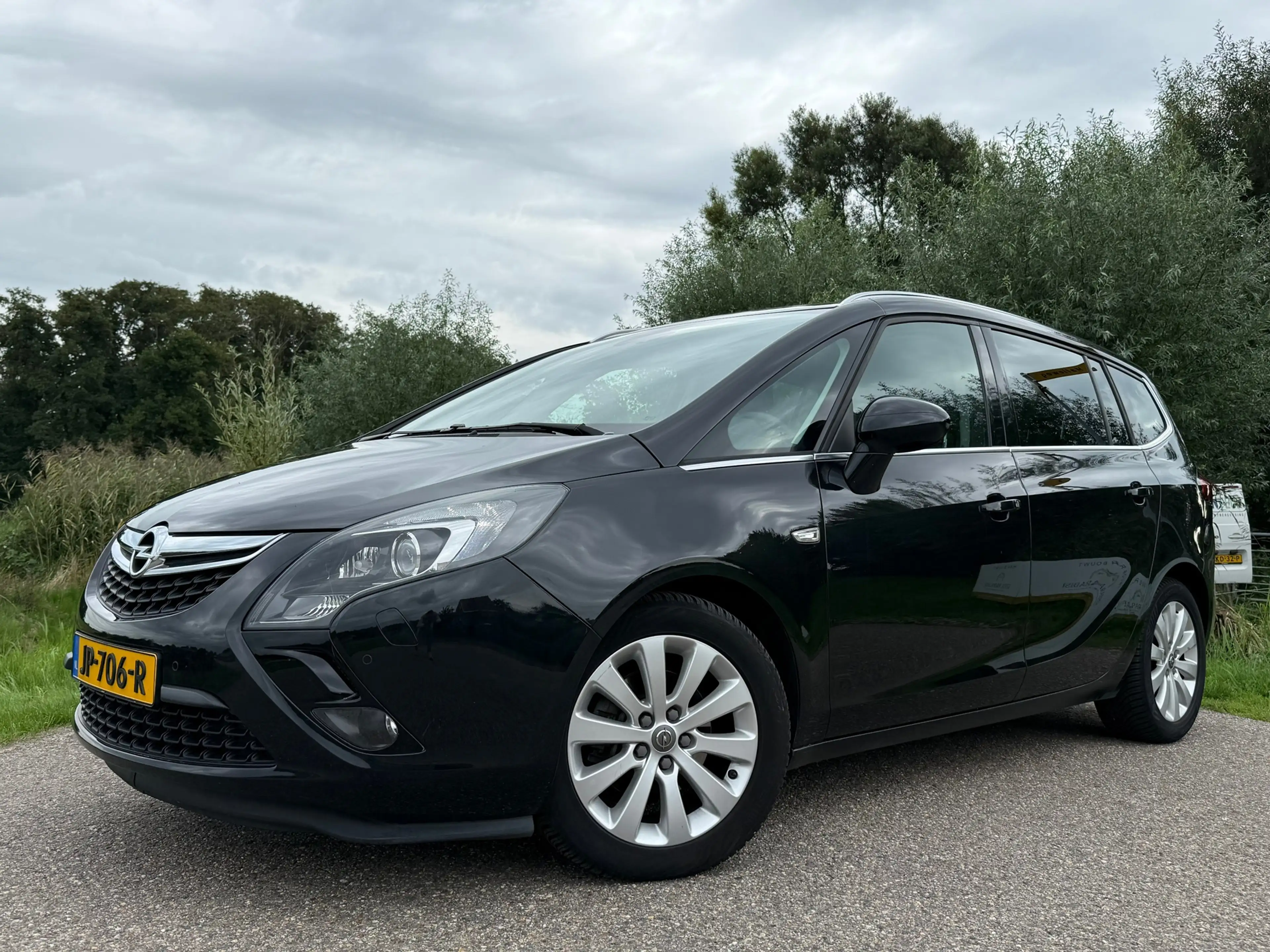 Opel Zafira Tourer 1.4 Cosmo / 7 Persoons / Camera / Dealer Onderhoud