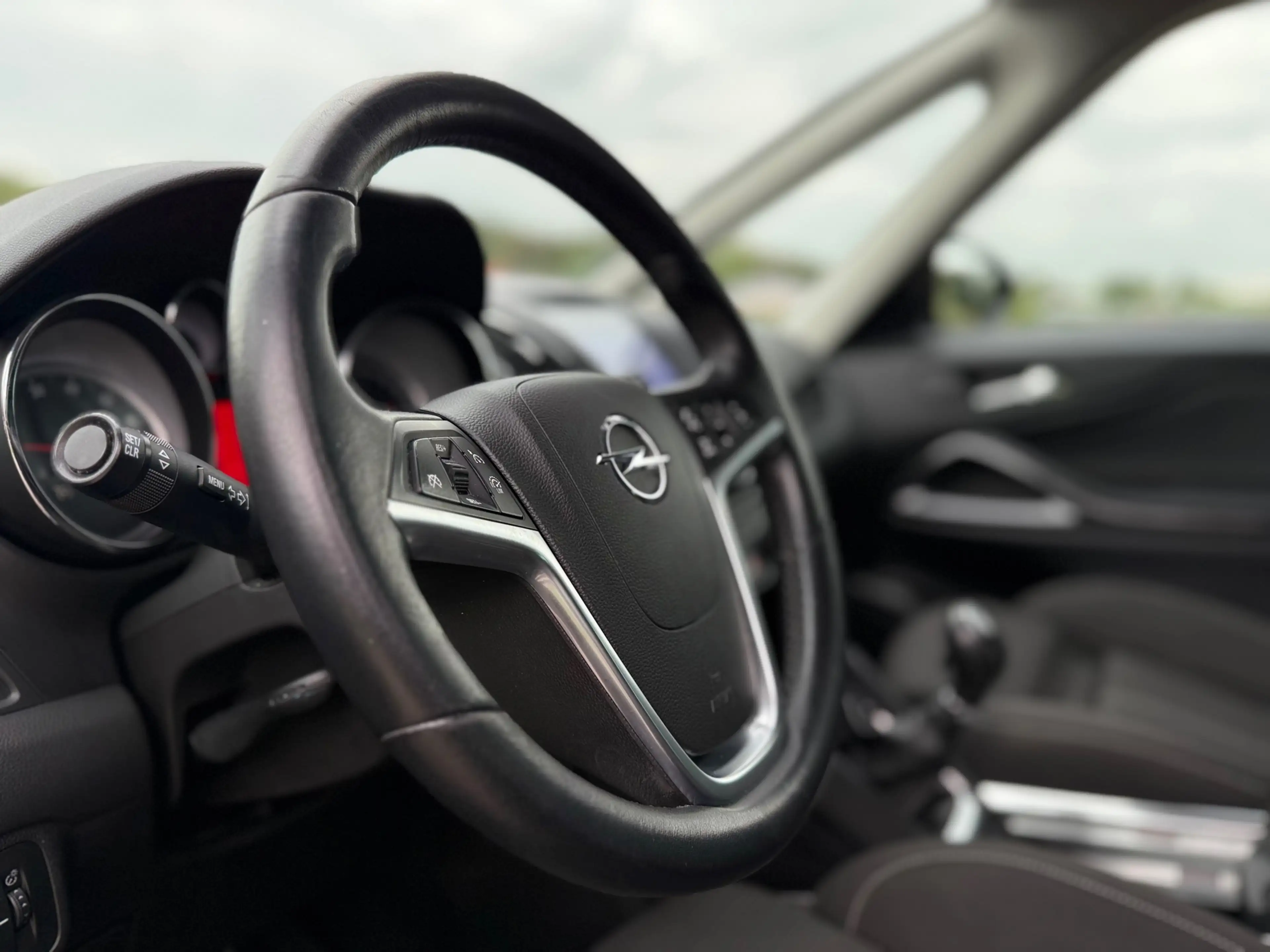 Opel Zafira Tourer 1.4 Cosmo / 7 Persoons / Camera / Dealer Onderhoud — photo 18