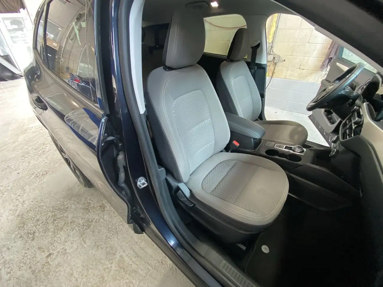 Ford Escape снимка Ford Escape