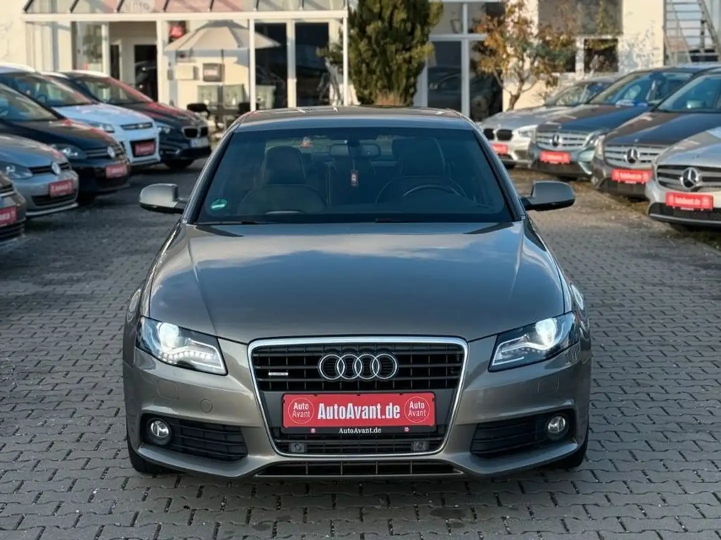 Audi A4 1.8TFSI Quattro *VOLL-LEDER*SHZ*GRA*PDC*BCM* Beige - 2