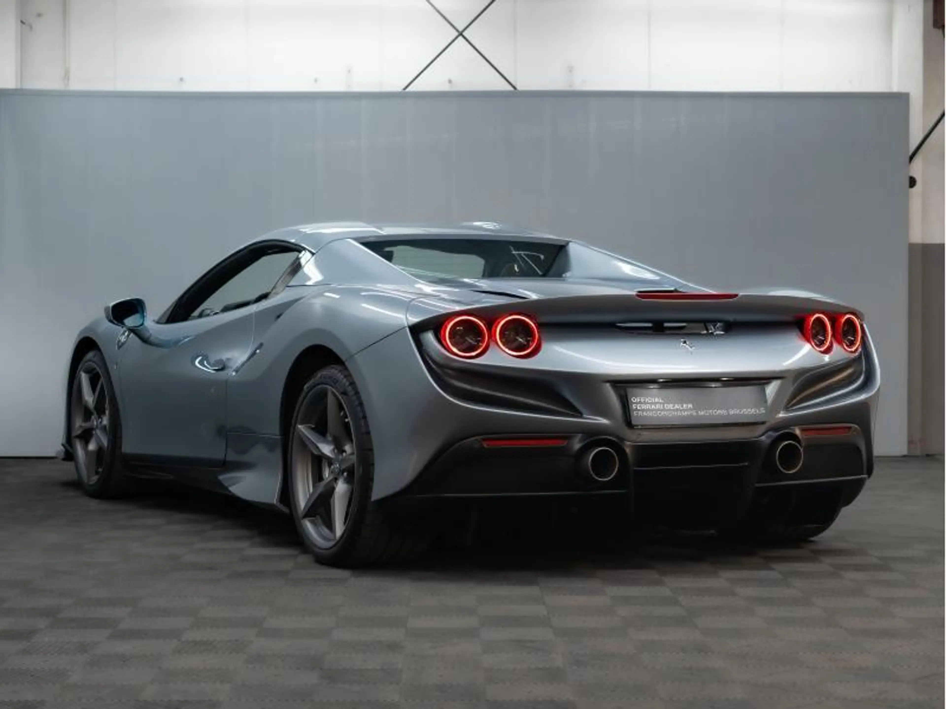 Ferrari F8 Spider 3.9l - 721 cv — photo 5