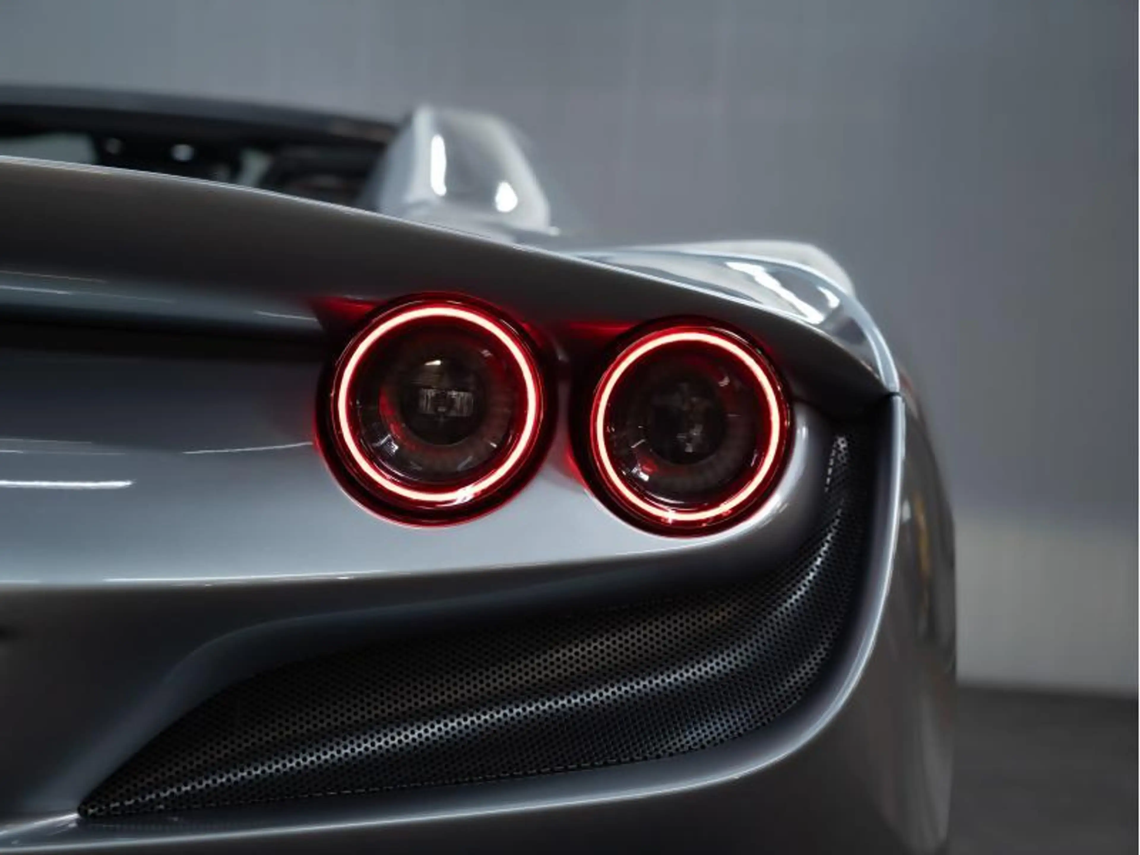 Ferrari F8 Spider 3.9l - 721 cv — photo 15