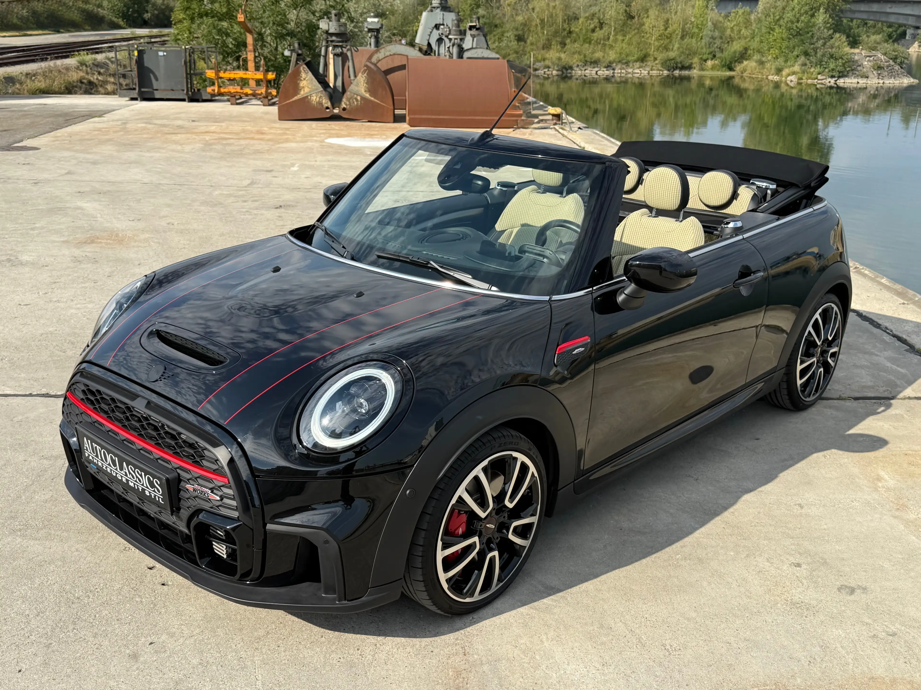 MINI John Cooper Works Cabrio 17.000 Km * 1 of 1 * Sonderbestellung * VOLL * TOP — photo 12