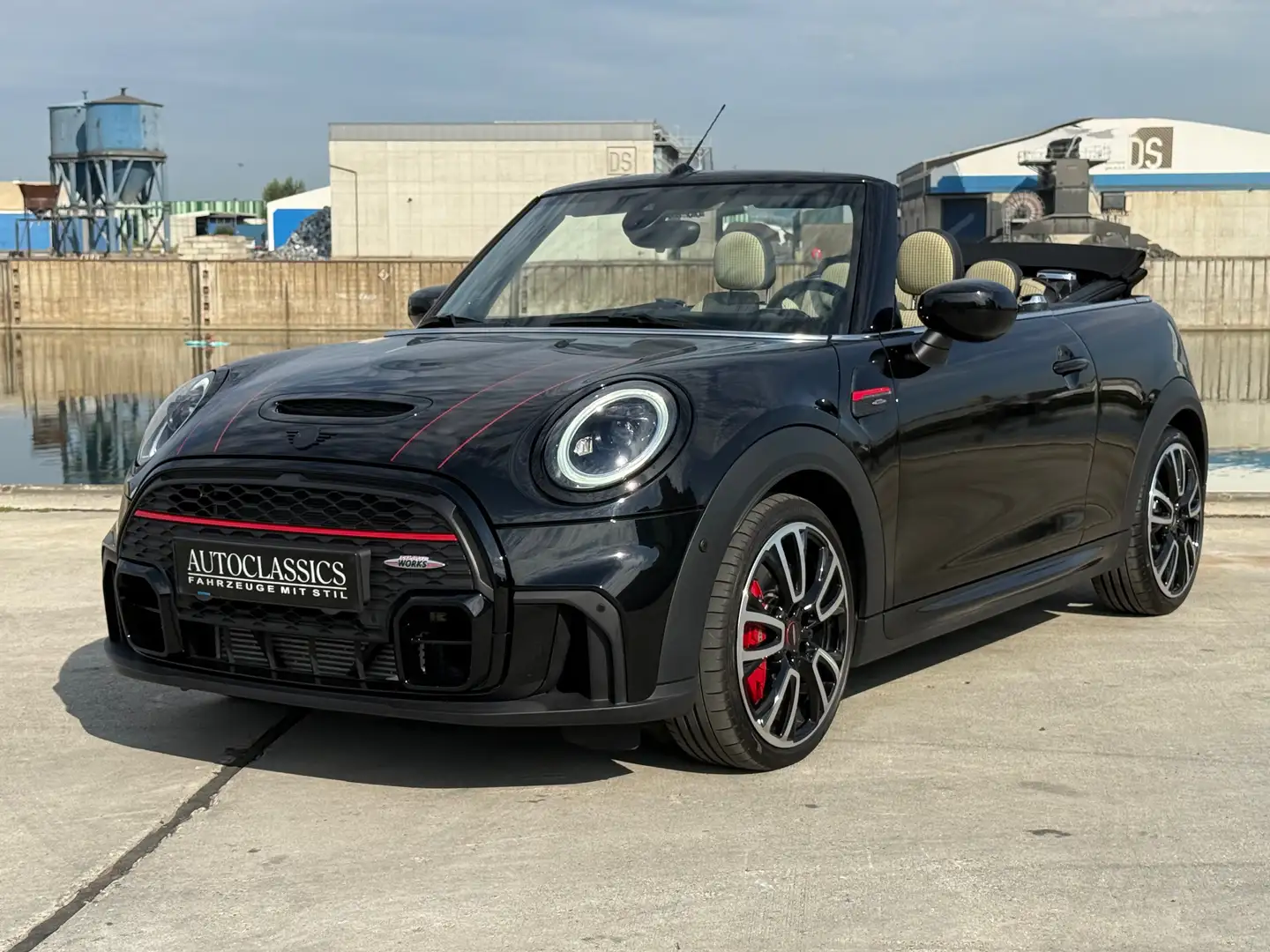 MINI John Cooper Works Cabrio 17.000 Km * 1 of 1 * Sonderbestellung * VOLL * TOP Schwarz - 1