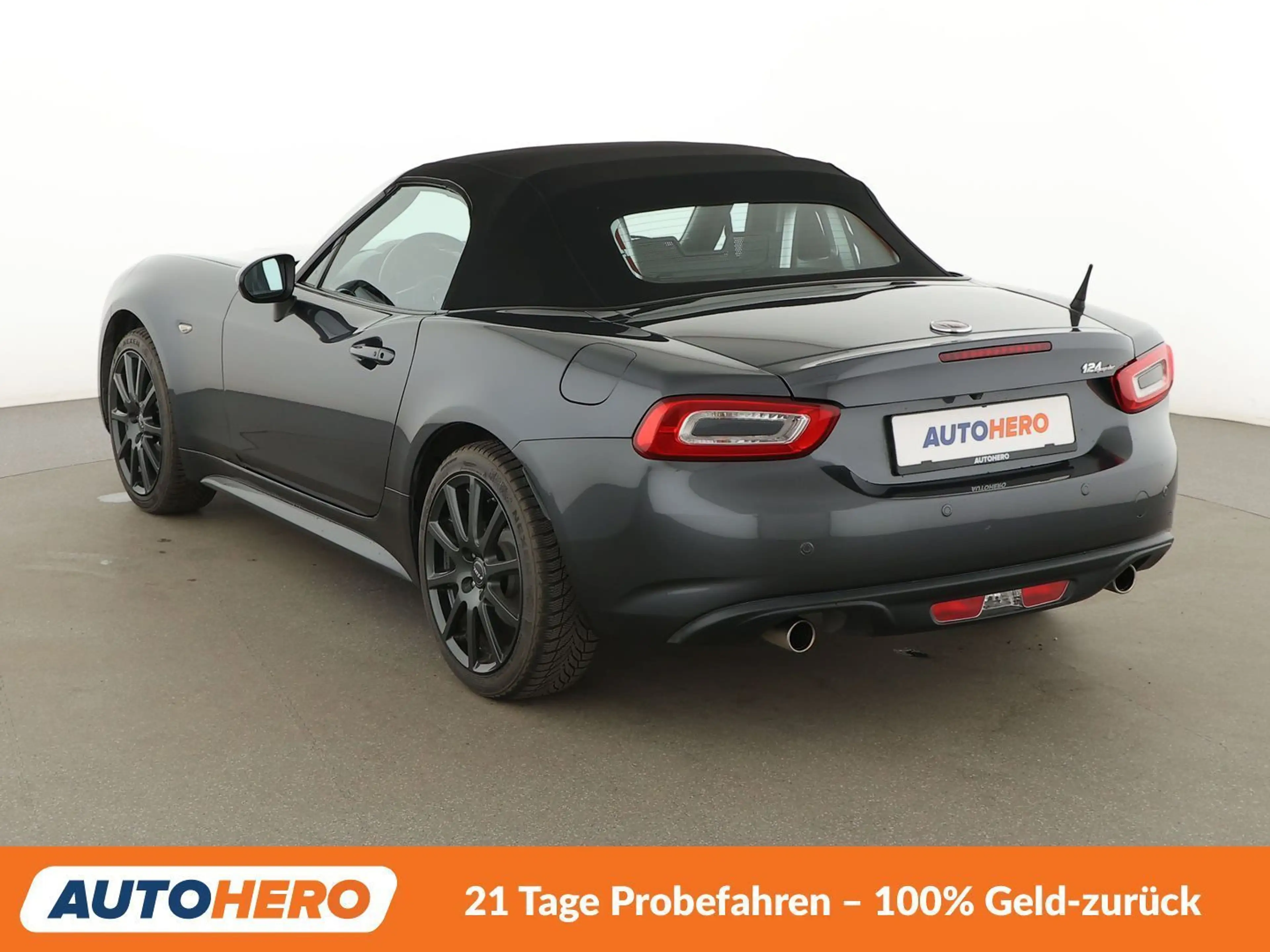 Fiat 124 Spider 1.4 Turbo Lusso Aut.*NAVI*LED*CABRIO*PDC*SHZ* — photo 4