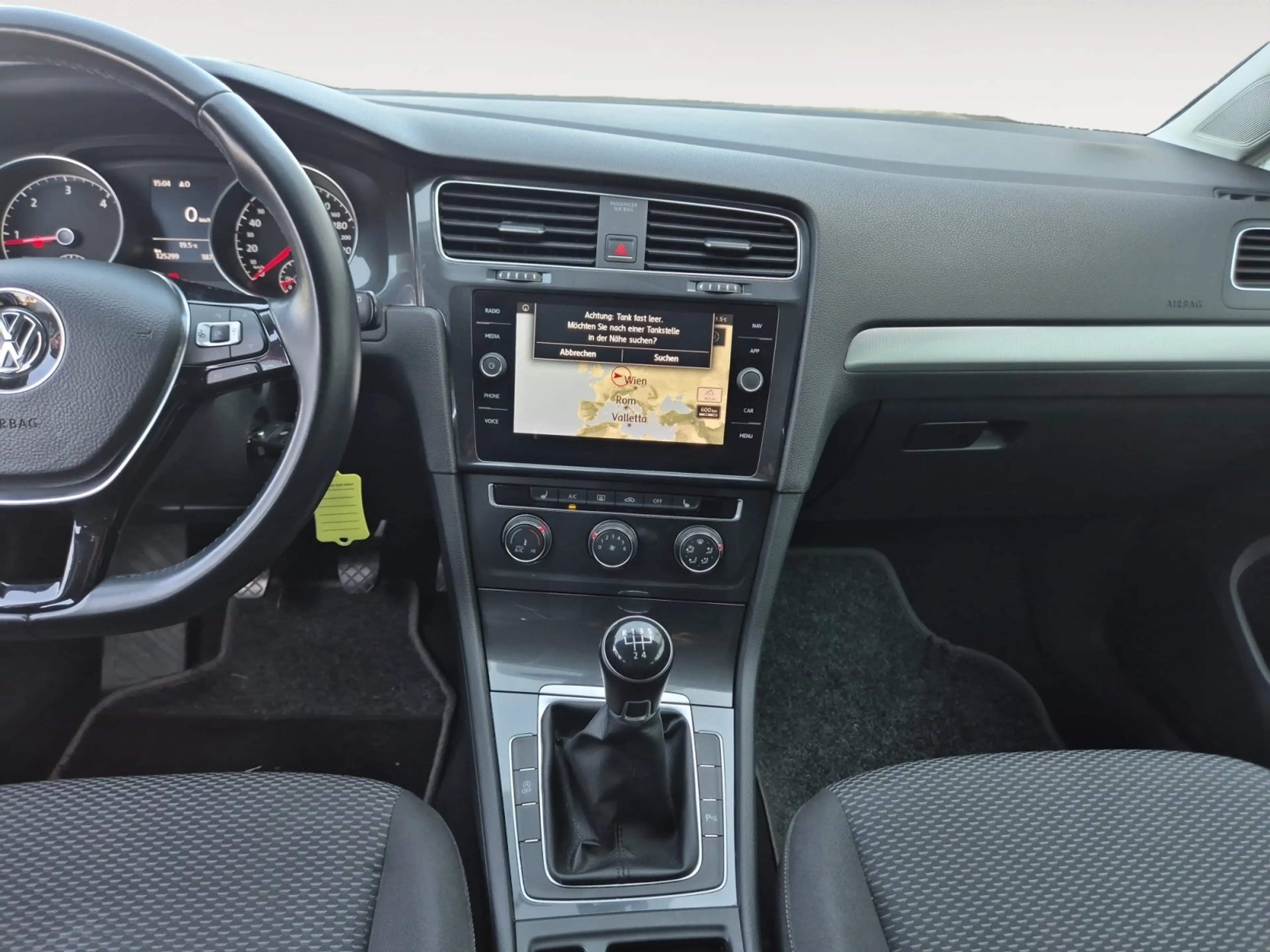 Volkswagen Golf Variant Golf VII Variant Trendline 85kW TDI *NAVI*PDC*SHZ — photo 11