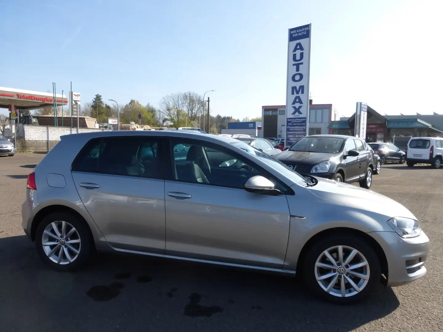 Volkswagen Golf VII1,2 TSI Lounge +AUTOMATIK+GARANTIE Silber - 1