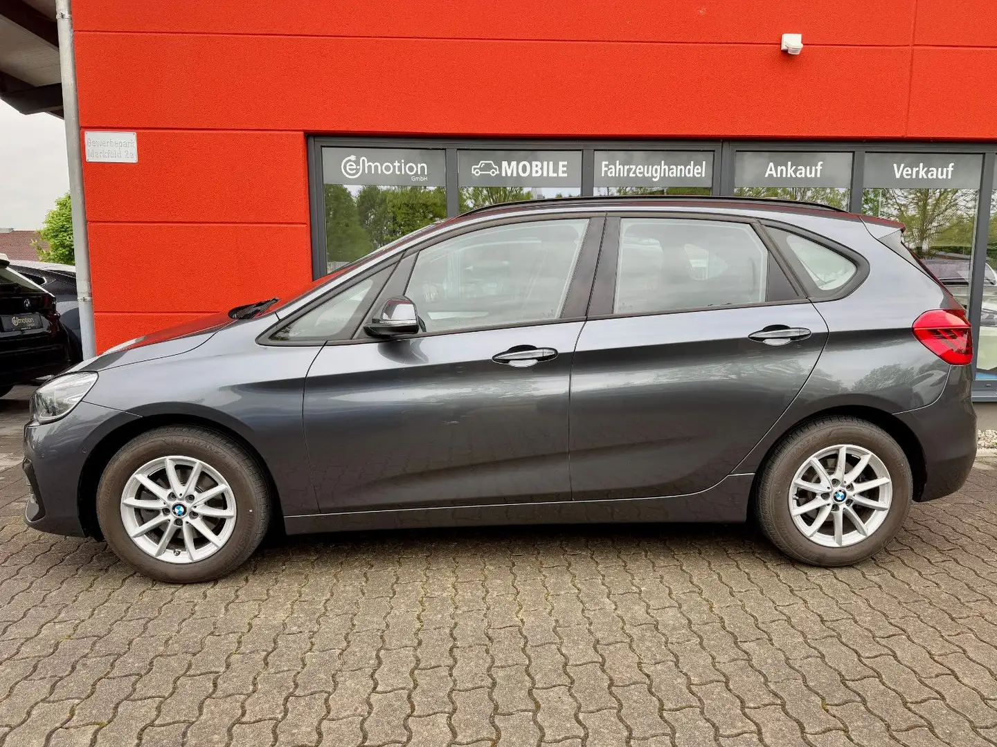BMW 216 Advantage*Parkassist*LED*DAB* Gris - 2