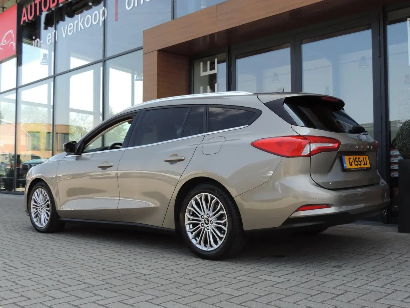 Ford Focus Wagon 1.5-T 150PK Titanium Business | LED kopl | B Beige - 2
