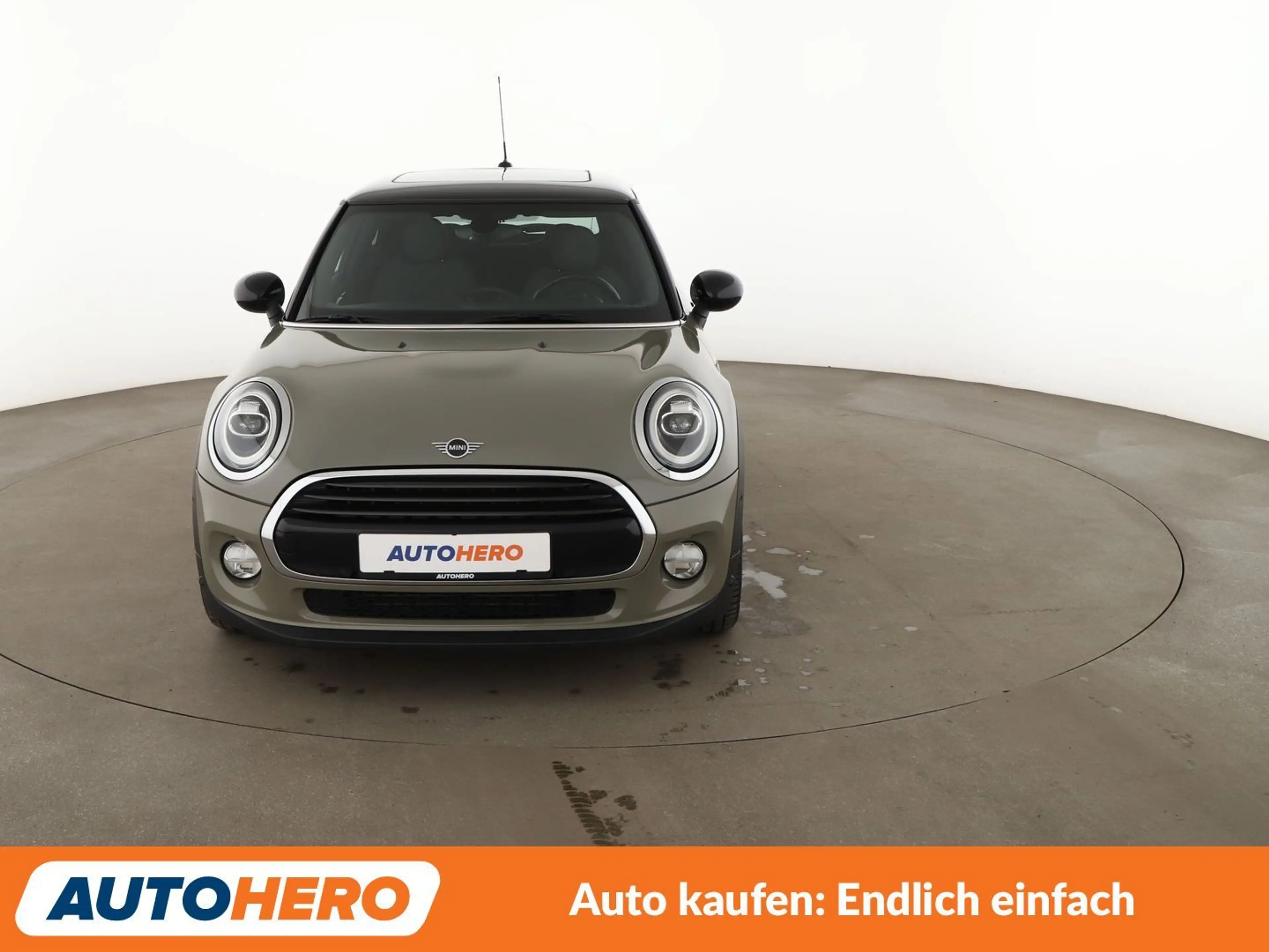 MINI Cooper D Cooper D Aut.*NAVI*LED*TEMPO*PDC*SHZ* — photo 9