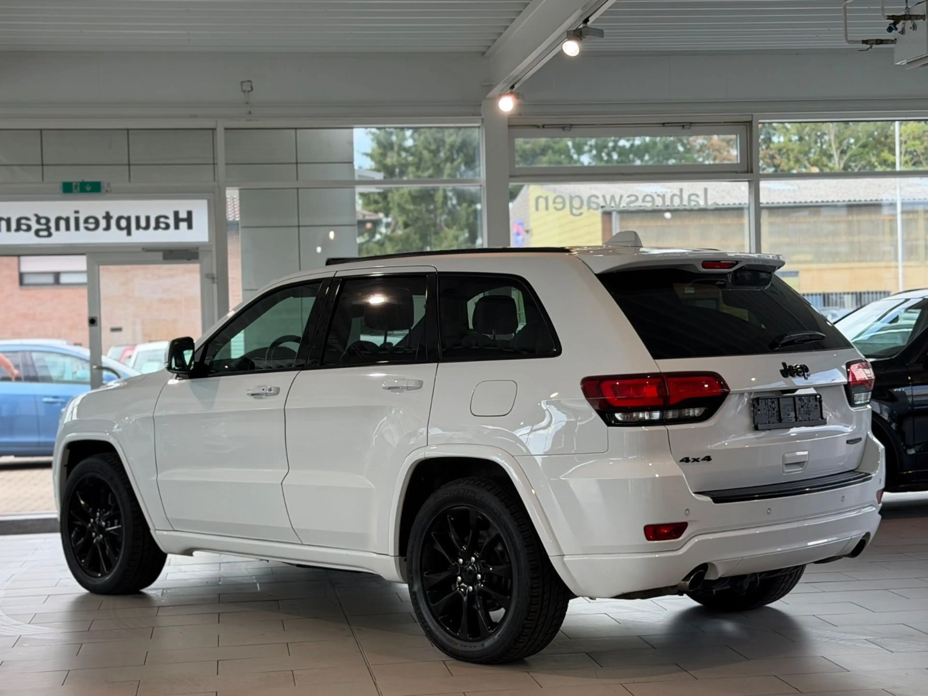 Jeep Grand Cherokee 3.0 CRD Limited*NAVI*RFK*S-DACH* — photo 3