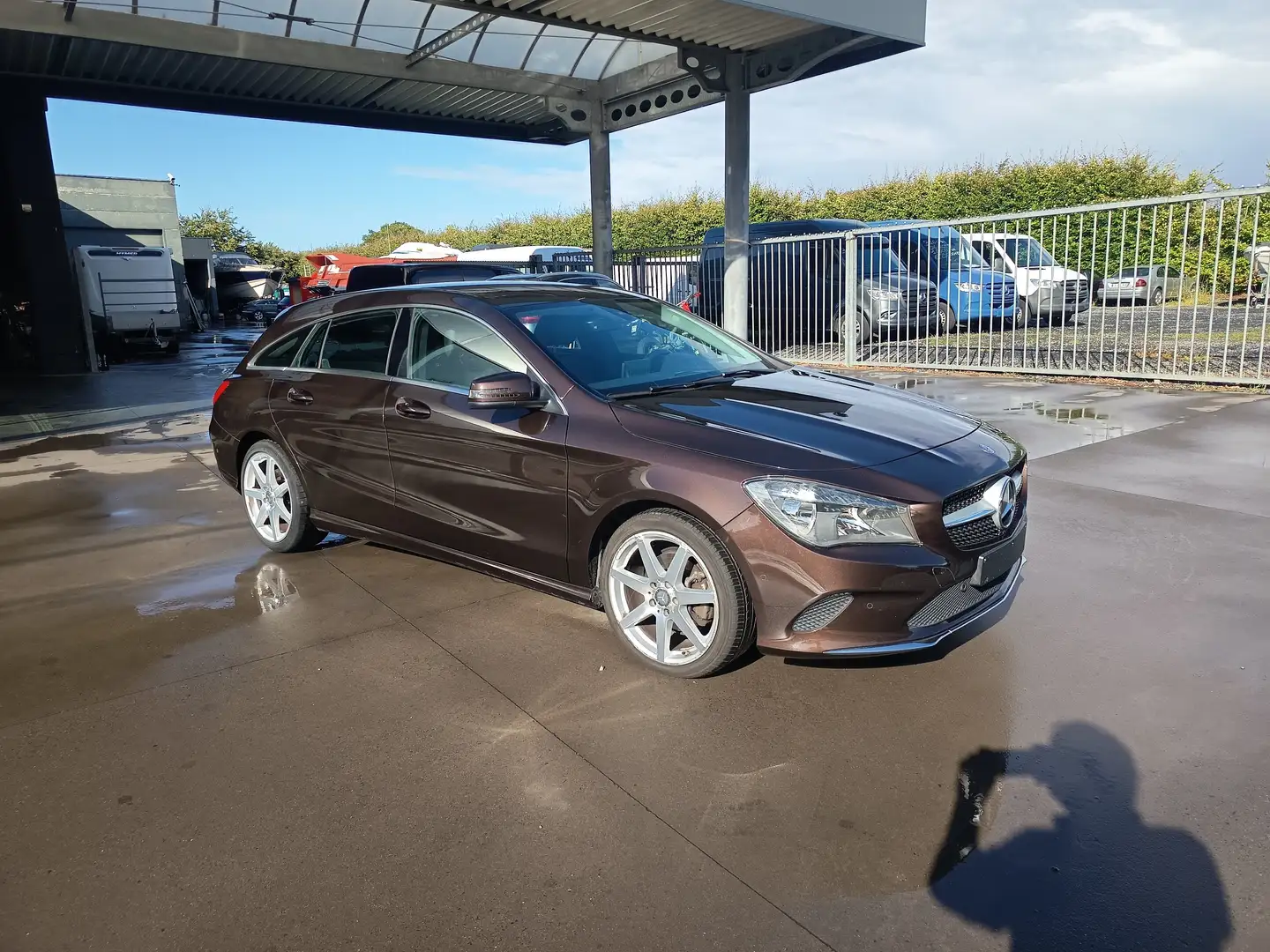 Mercedes-Benz CLA 200 d Euro6 Leder Navigatie Trekhaak Bruin - 2