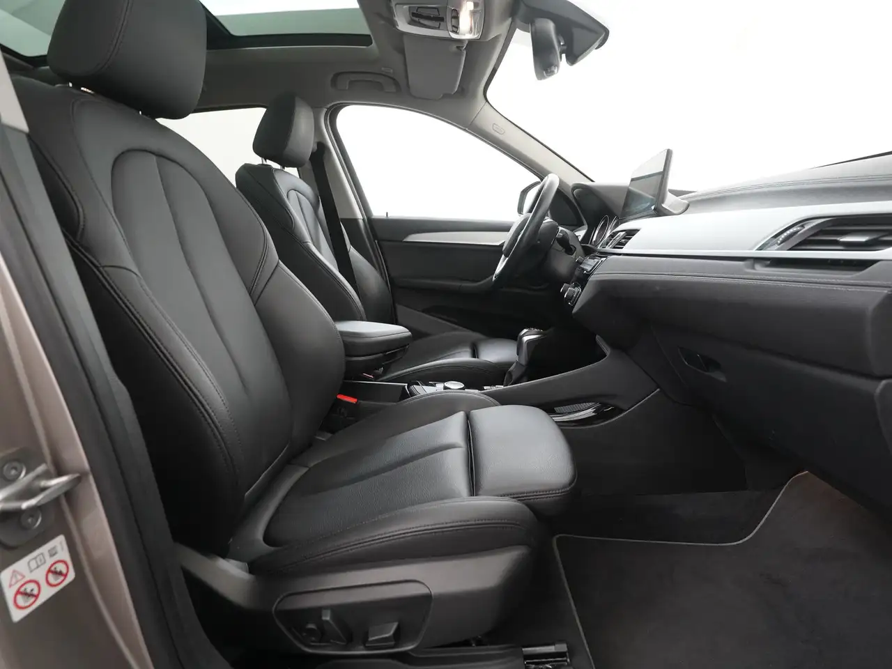 BMW X1 xDrive25e Sport & Shadow Line Panoramadak Lede, миниатюра 3