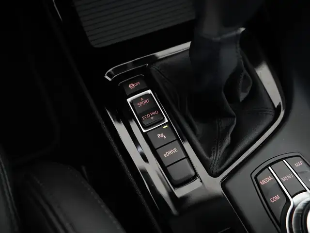BMW X1 view 13