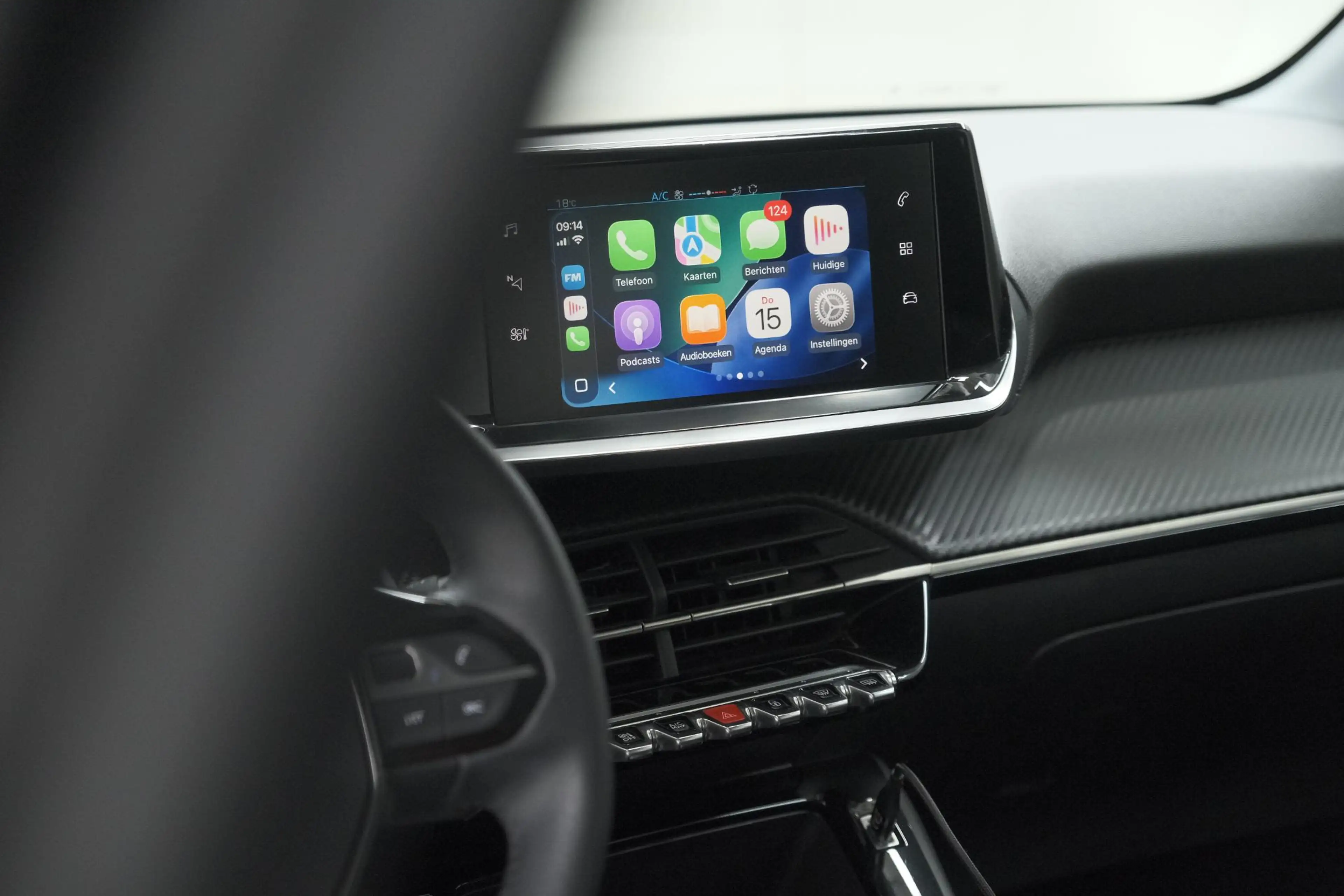 Peugeot 208 PureTech 100 EAT8 Allure | Navigatie | Parkeersens — photo 5