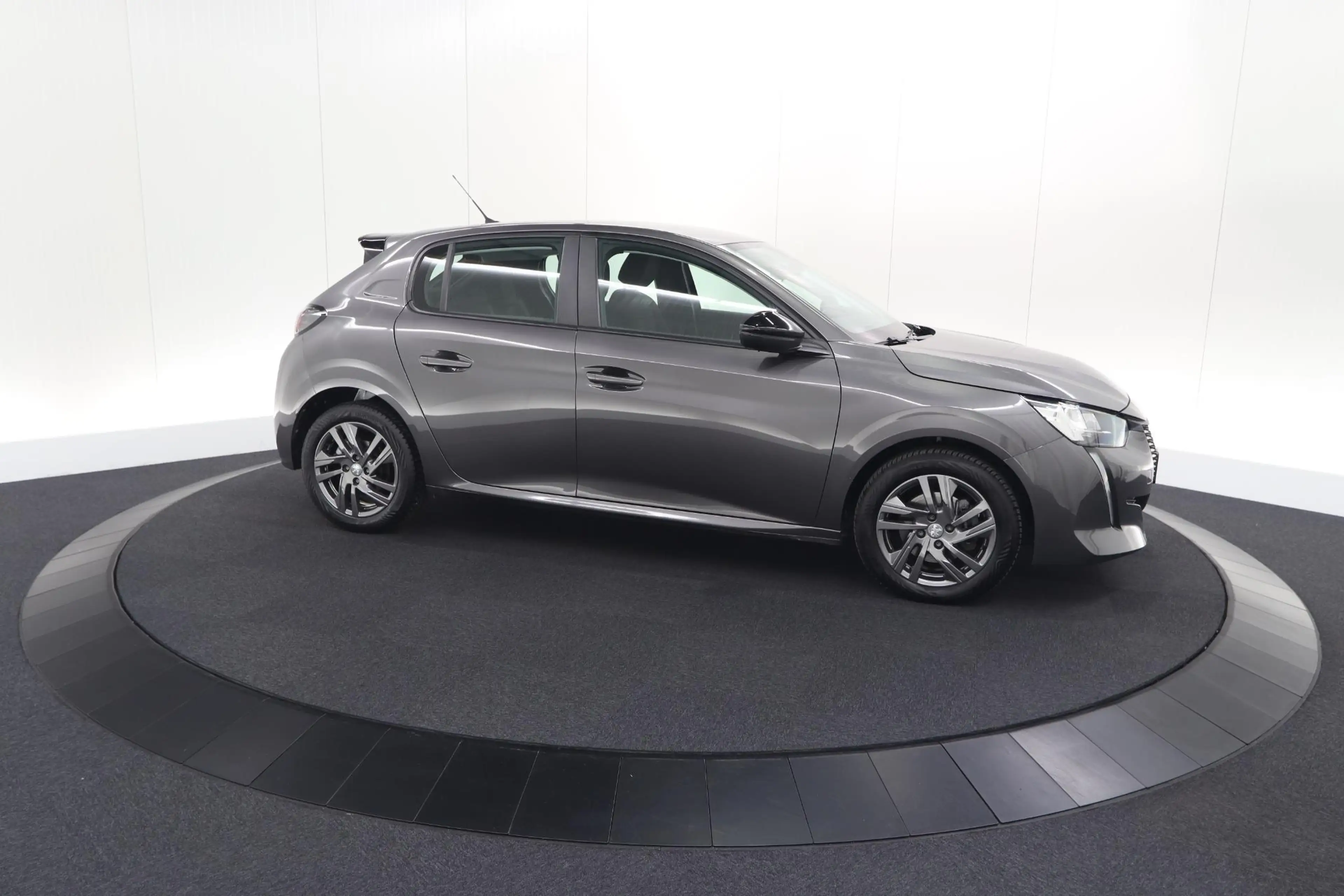Peugeot 208 PureTech 100 EAT8 Allure | Navigatie | Parkeersens — photo 4