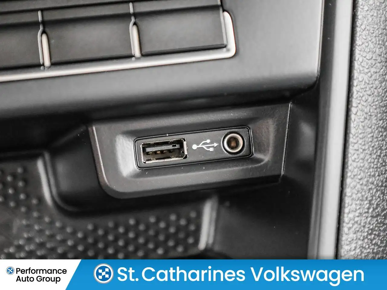 Volkswagen Tiguan photo Volkswagen Tiguan