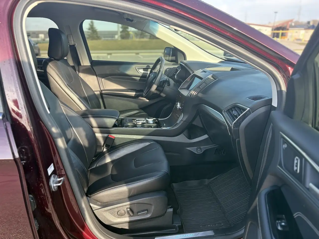 Ford Edge снимка Ford Edge