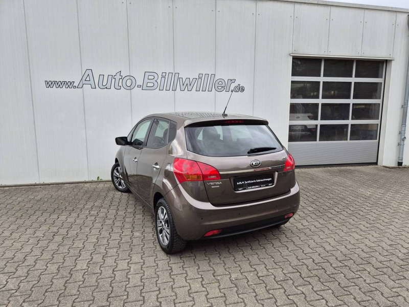 Kia Venga 1.6 (125 PS) Dream-Team Navi — photo 6