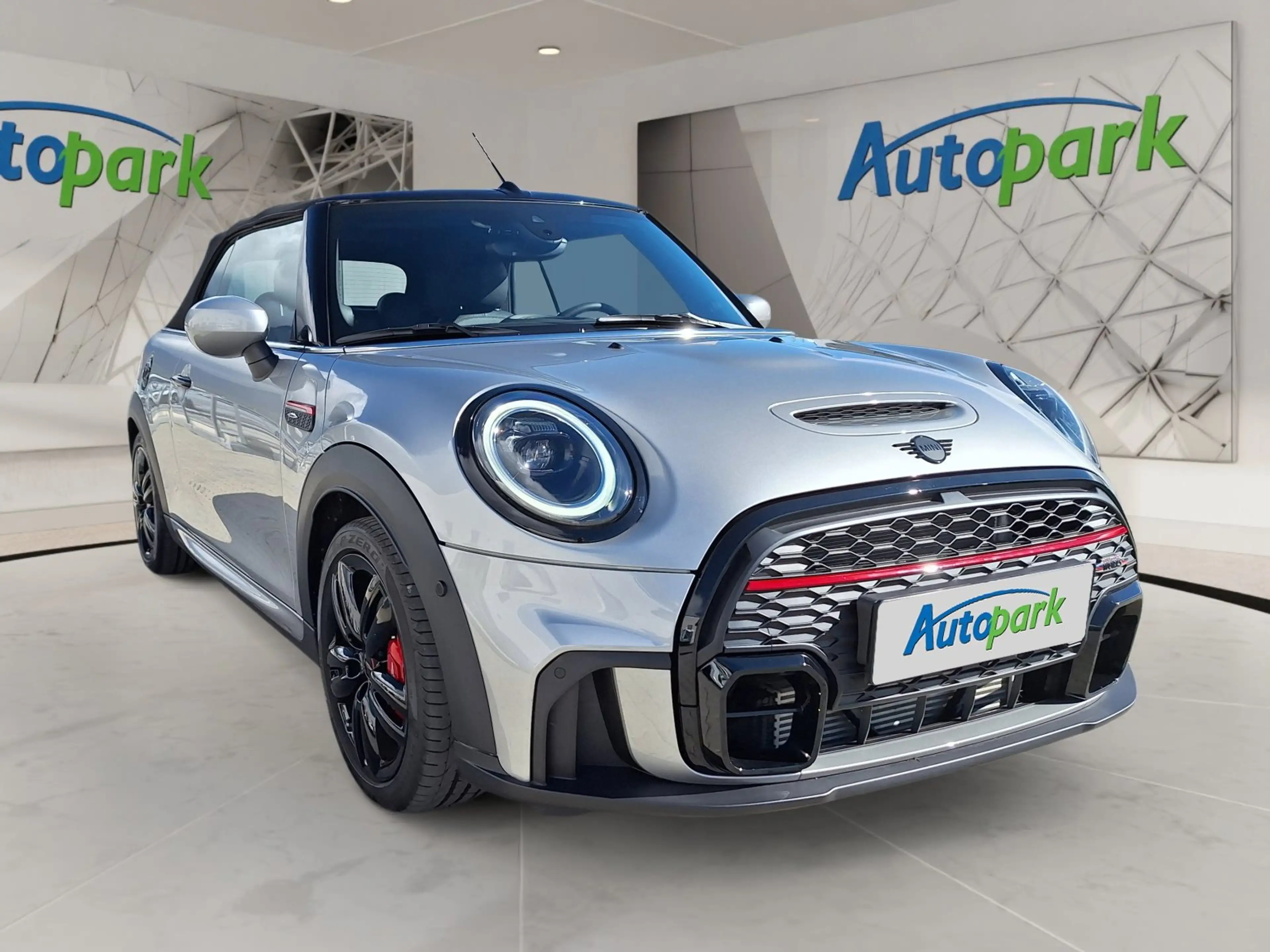 MINI John Cooper Works Cabrio John Cooper Works — photo 3