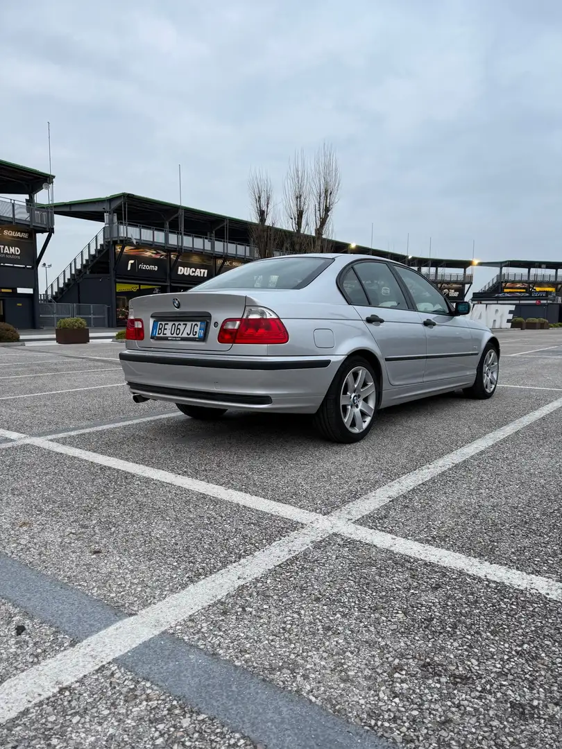 BMW 316 316i - 1