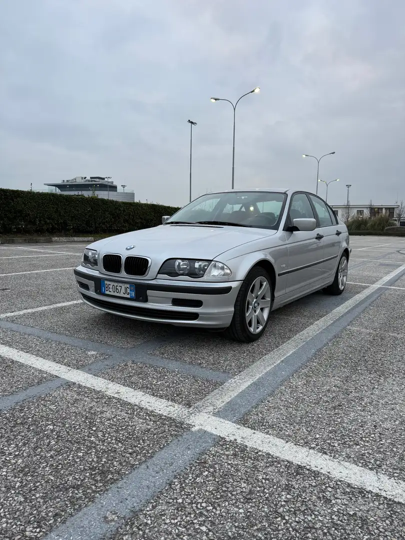 BMW 316 316i - 2