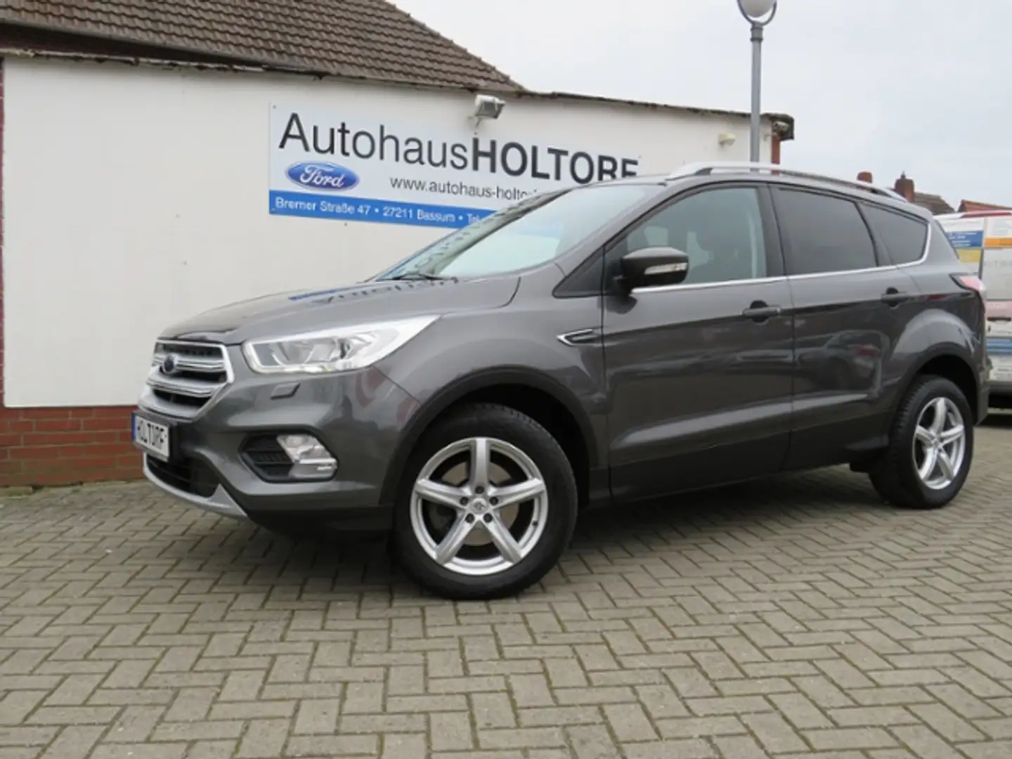 Ford Kuga 1.5 Cool&Connect KLIMA NAVI ALU Grau - 1