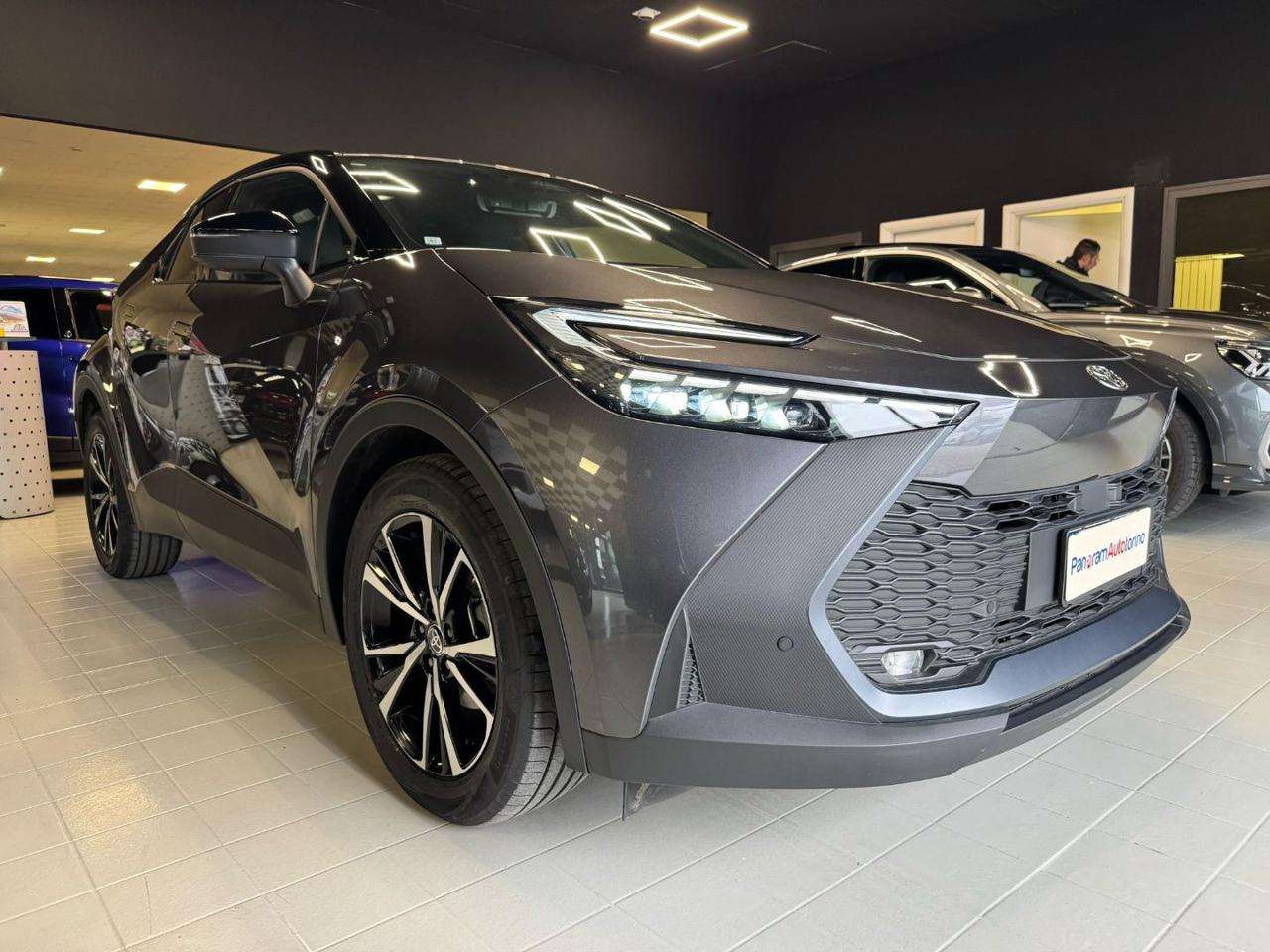 Toyota C-HR 1.8 HV Trend Pari al nuovo!