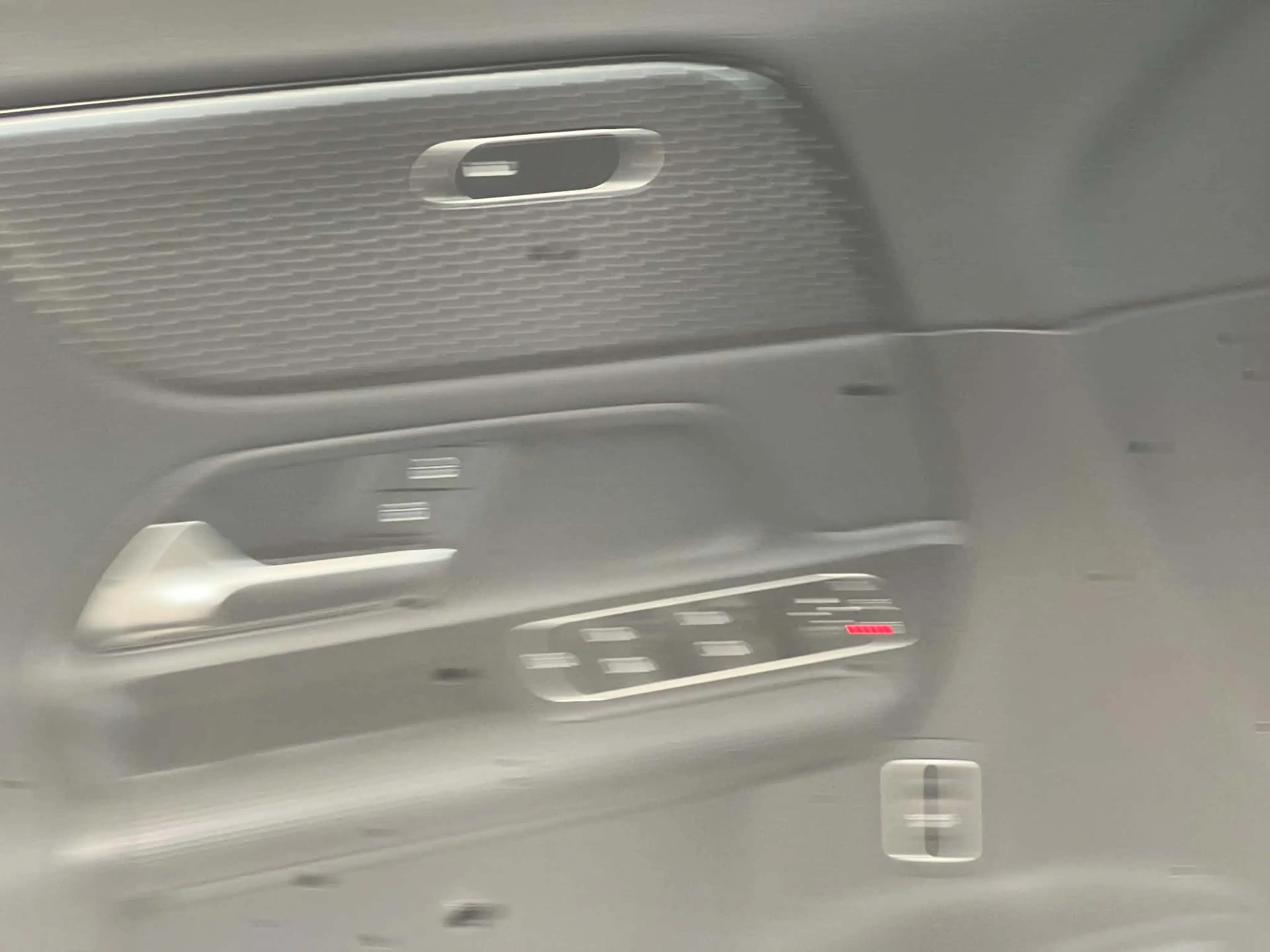 Mercedes-Benz GLA 180 2025 Automaat — photo 7