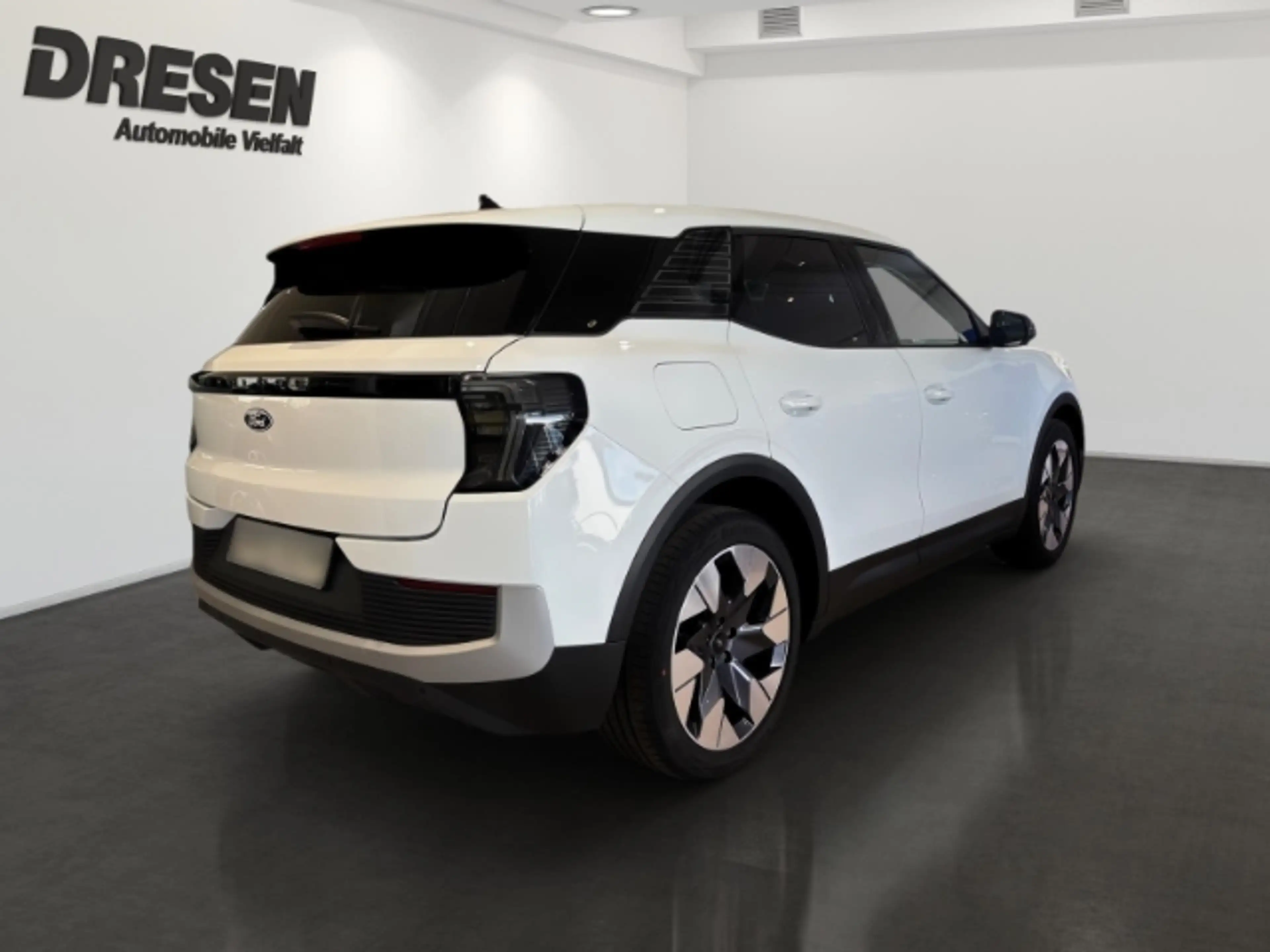 Ford Explorer Premium 52kWh *ERGO-SITZE*AHK*WÄRMEPUMPE* — photo 3