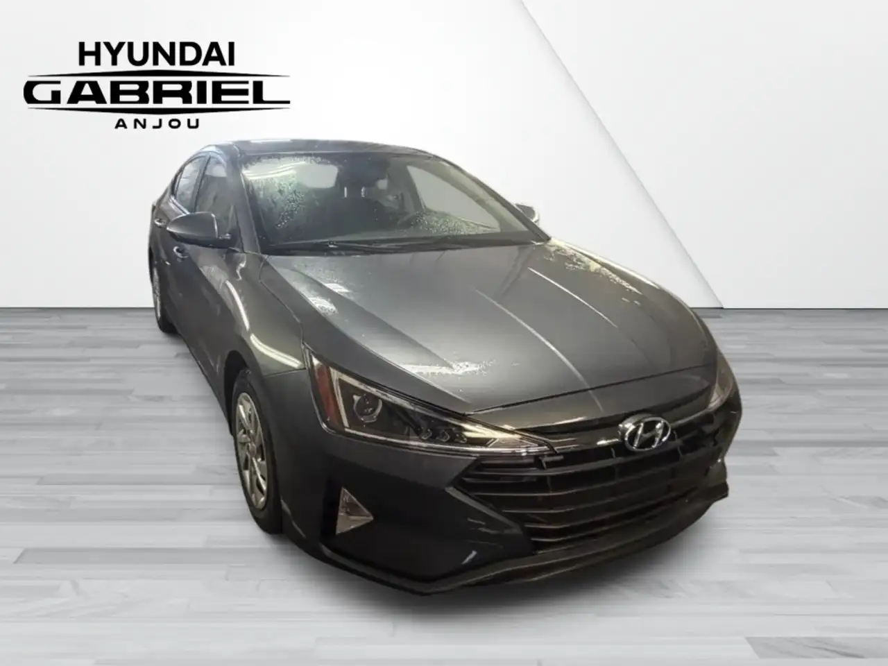 Hyundai ELANTRA снимка Hyundai ELANTRA