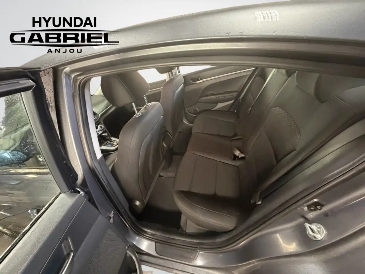 Hyundai ELANTRA снимка Hyundai ELANTRA