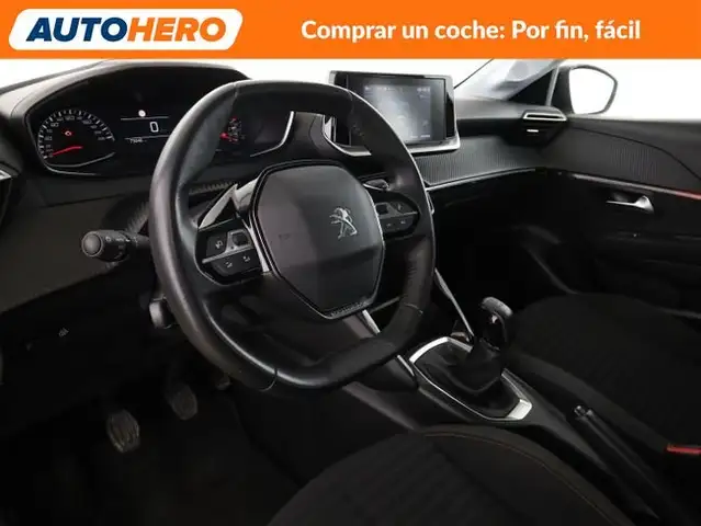 Peugeot 208 view 12