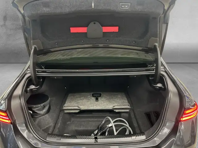 BMW I5 view 15