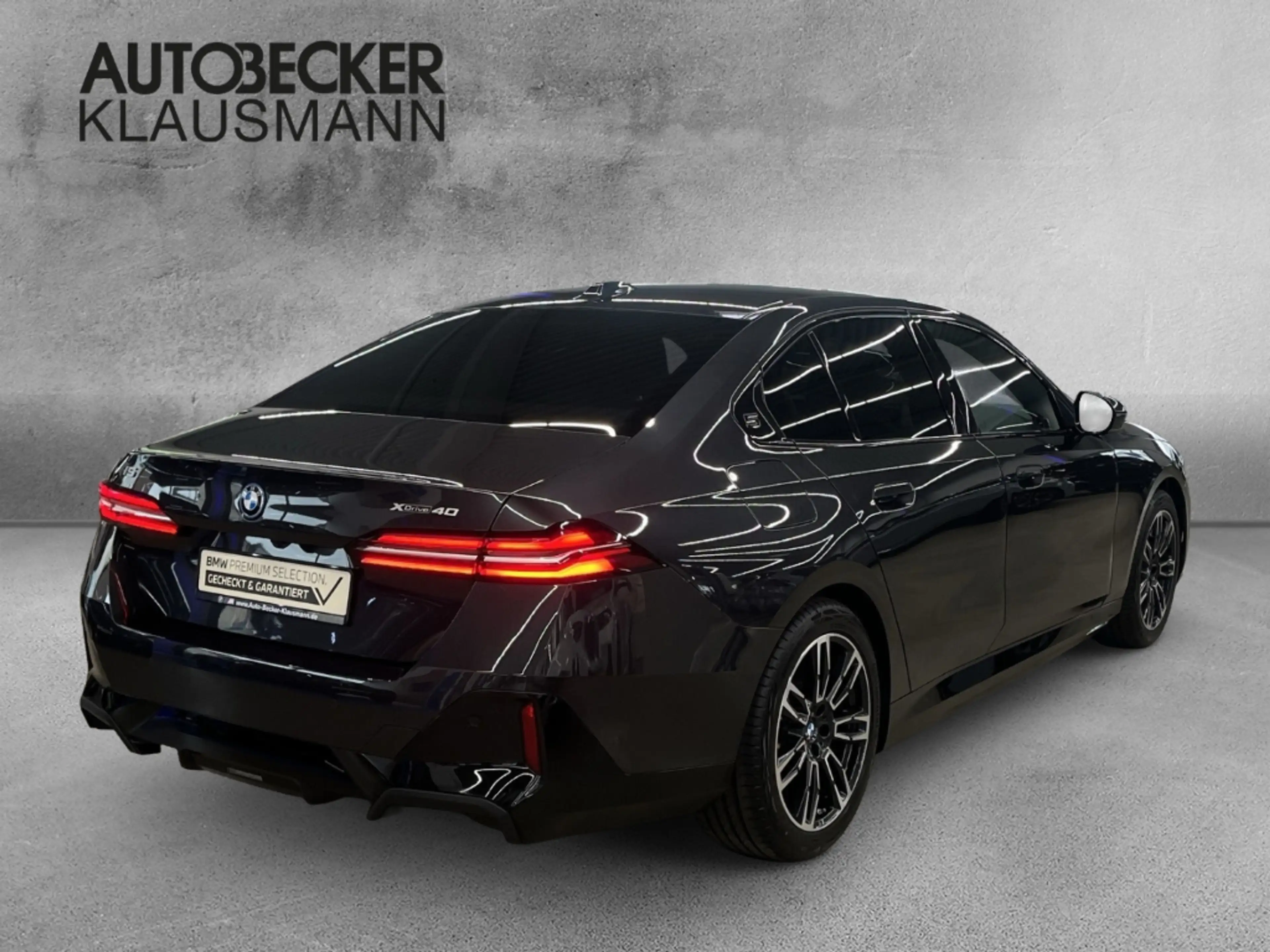 BMW i5 40 xDrive M Sport Park-Assistent AHK-klappbar Navi — photo 2