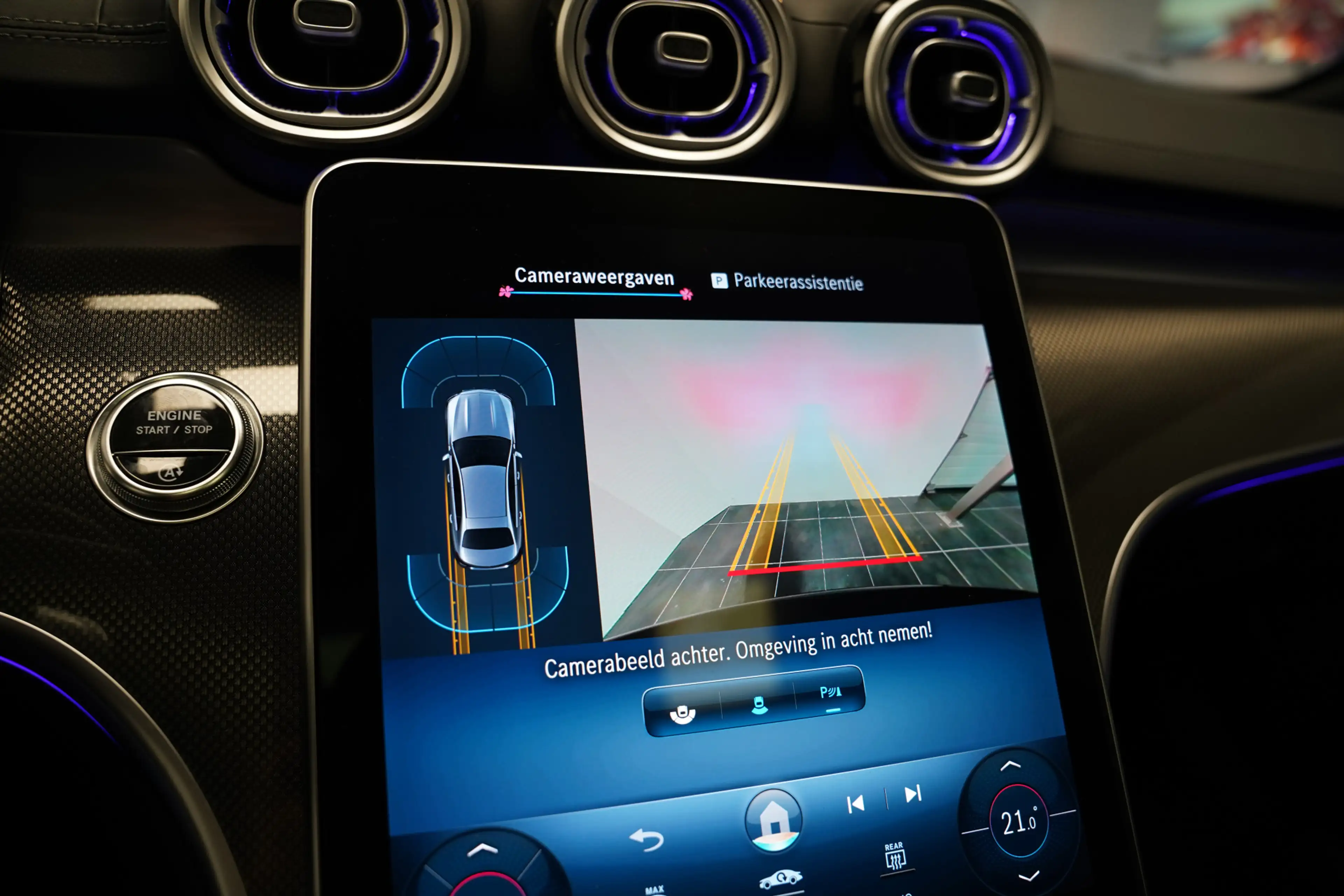 Mercedes-Benz C 180 AMG Line|Pano|Camera|Carplay — photo 11