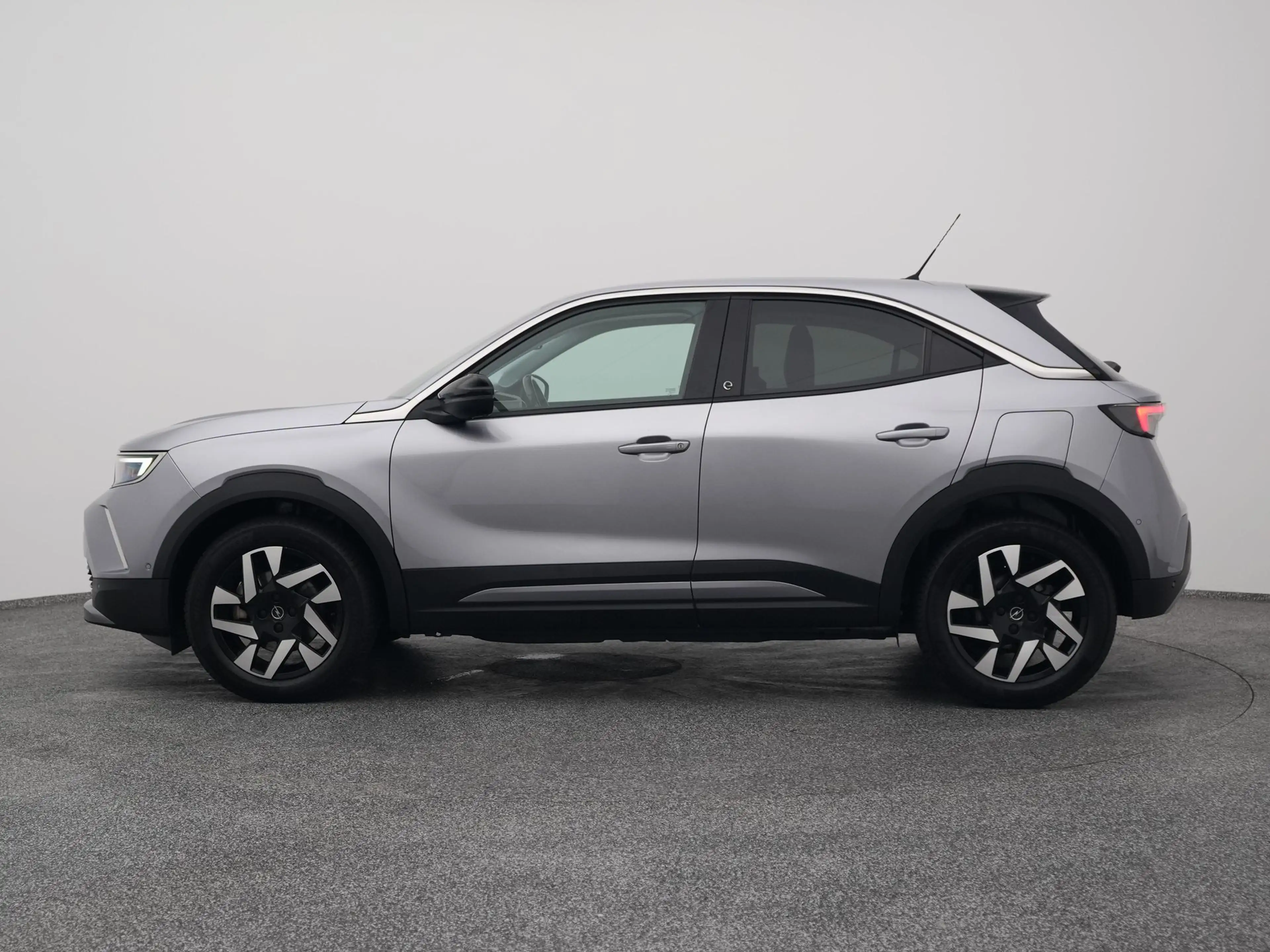 Opel Mokka-E Business Elegance 50-kWh 11kw bl. | NAVI — photo 14