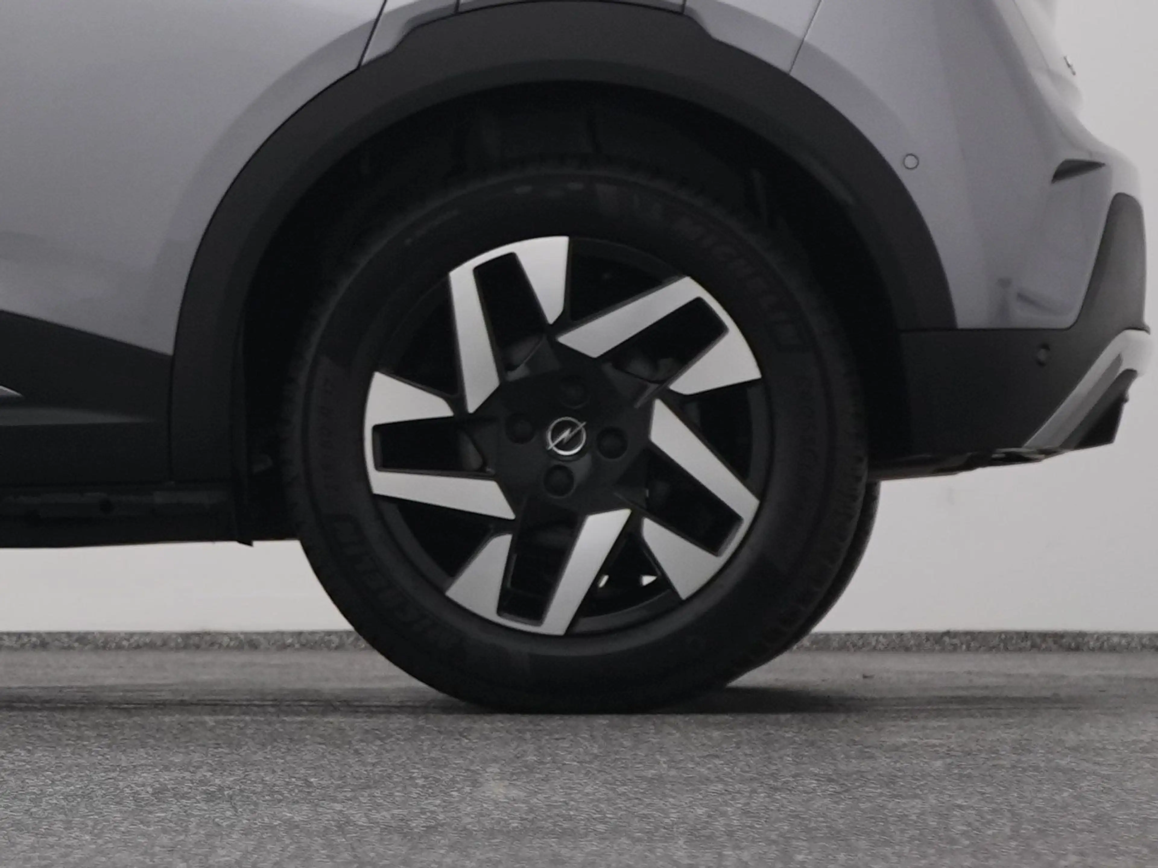 Opel Mokka-E Business Elegance 50-kWh 11kw bl. | NAVI — photo 41