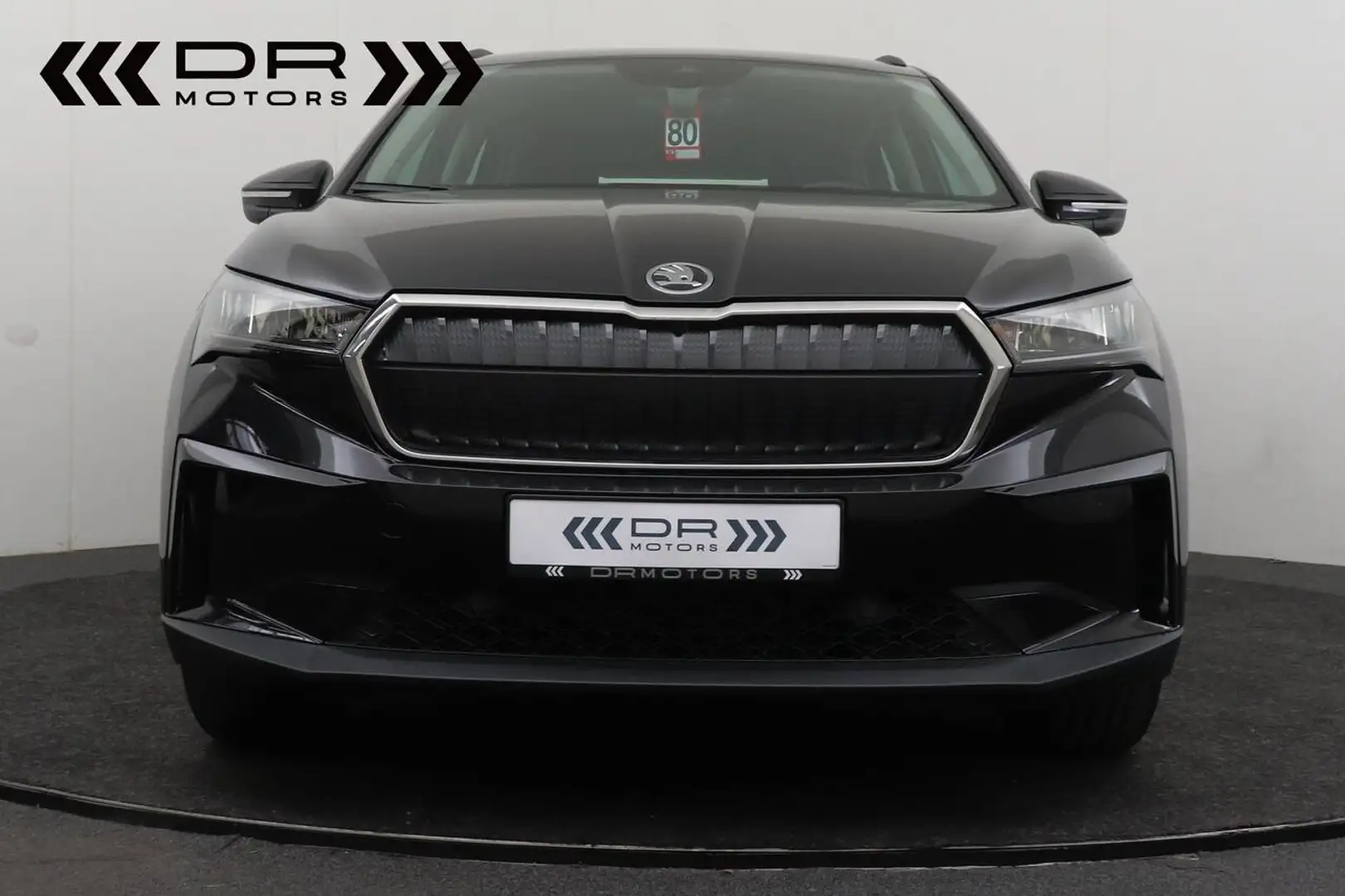 Skoda Enyaq iV 60 62KW/h - LEDER - NAVI - LED - TREKHAAK Zwart - 2