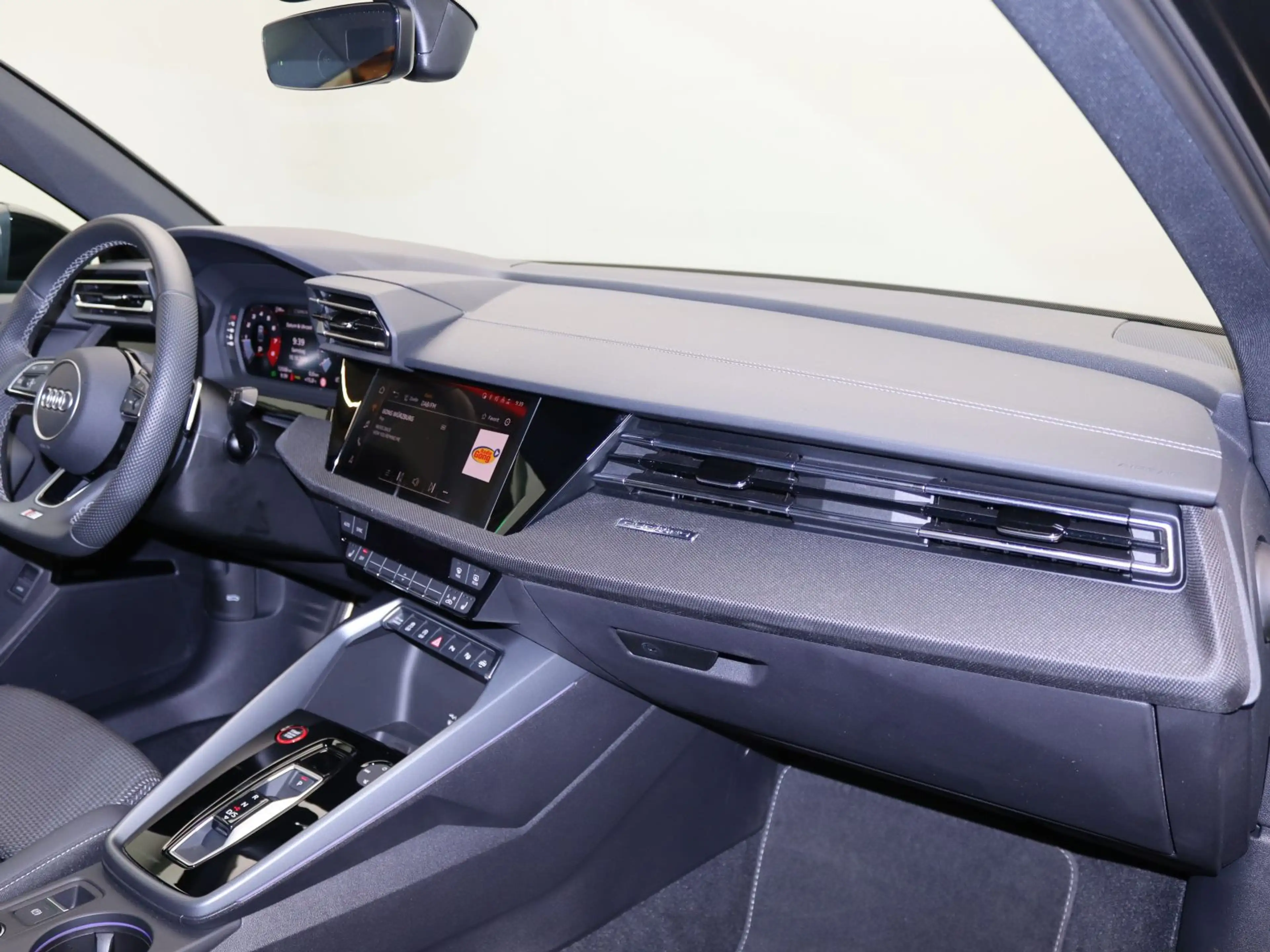 Audi S3 TFSI quattro S-tronic / Sonos, LED — photo 14