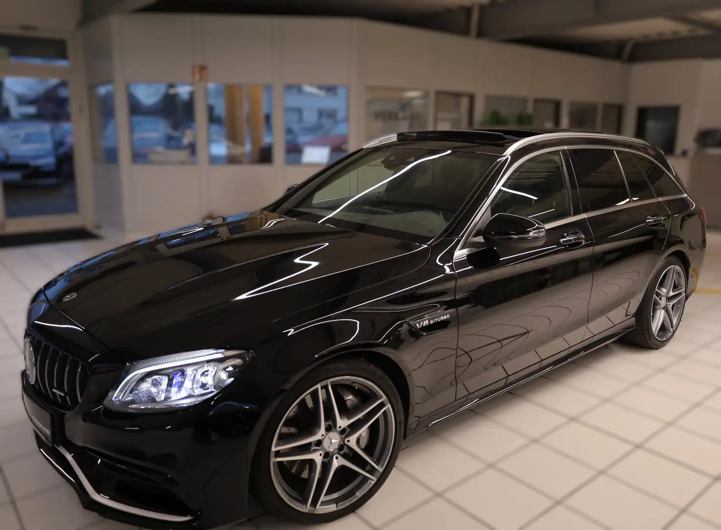 Mercedes-Benz C 63 AMG T 4.0 V8*Performance*Pano*High End* 19 Schwarz - 2
